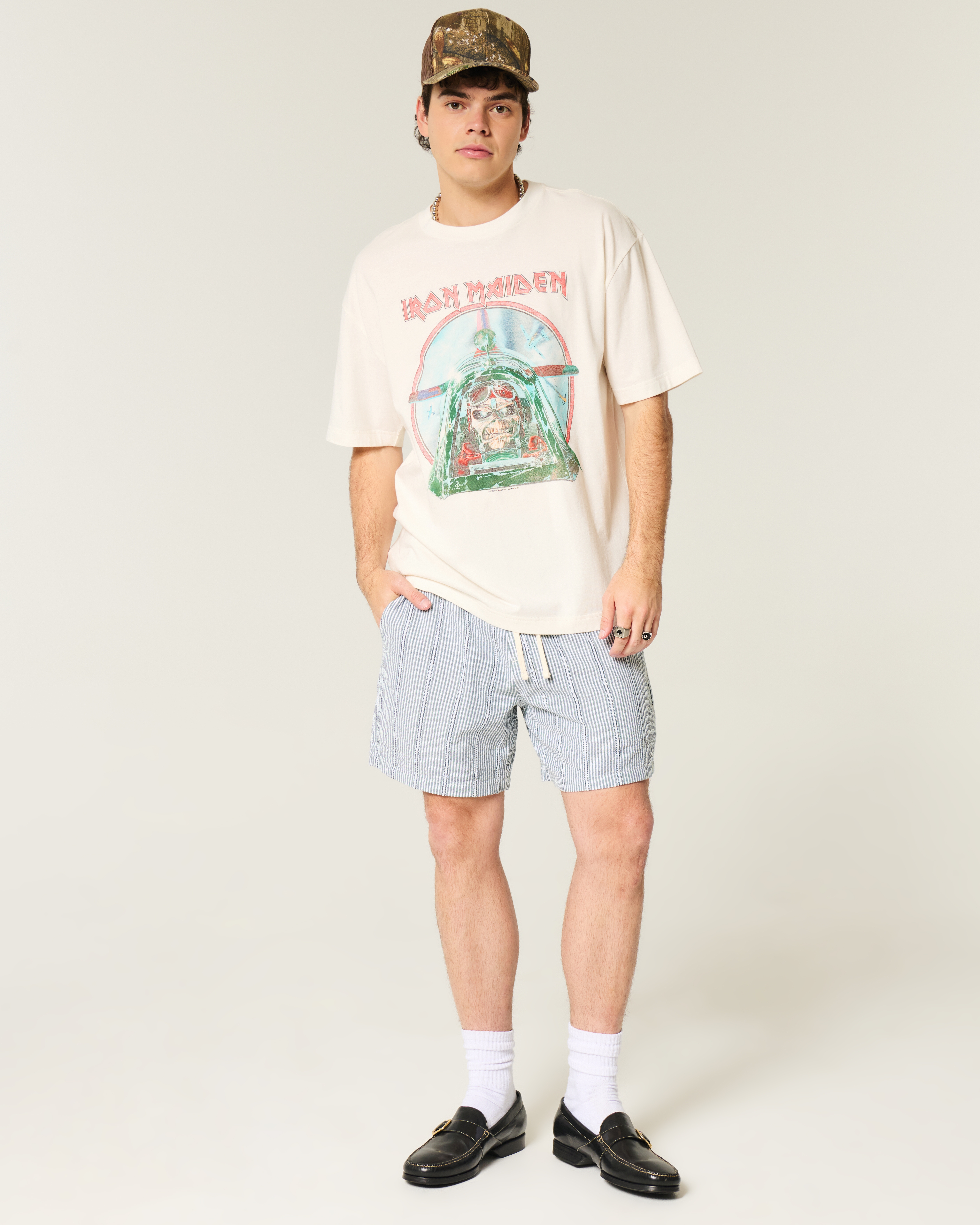 Мужские футболки Hollister Boxy Rob Zombie Graphic Tee — фото 3
