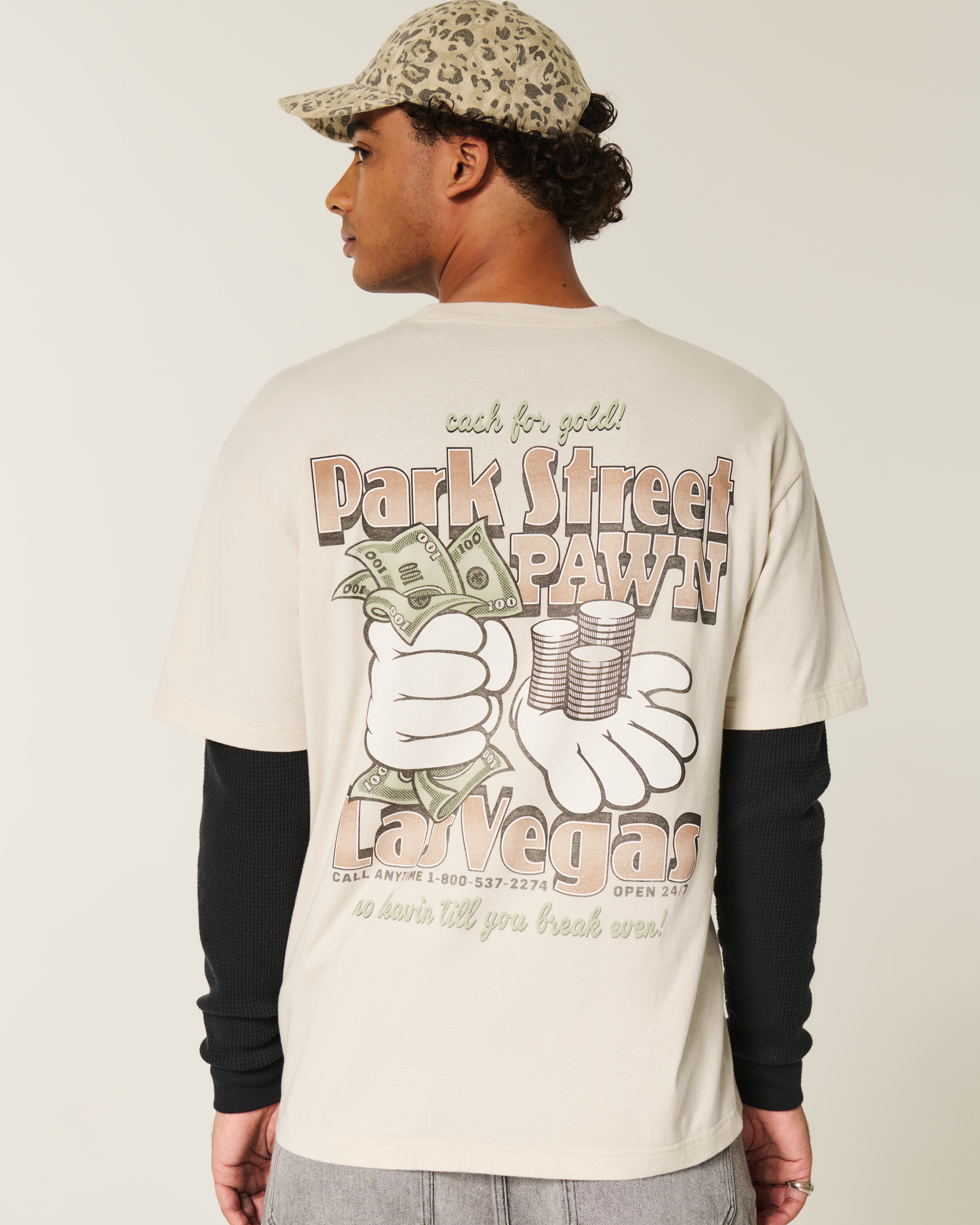 Мужские футболки Hollister Boxy Park Street Pawn Graphic Tee — фото 3