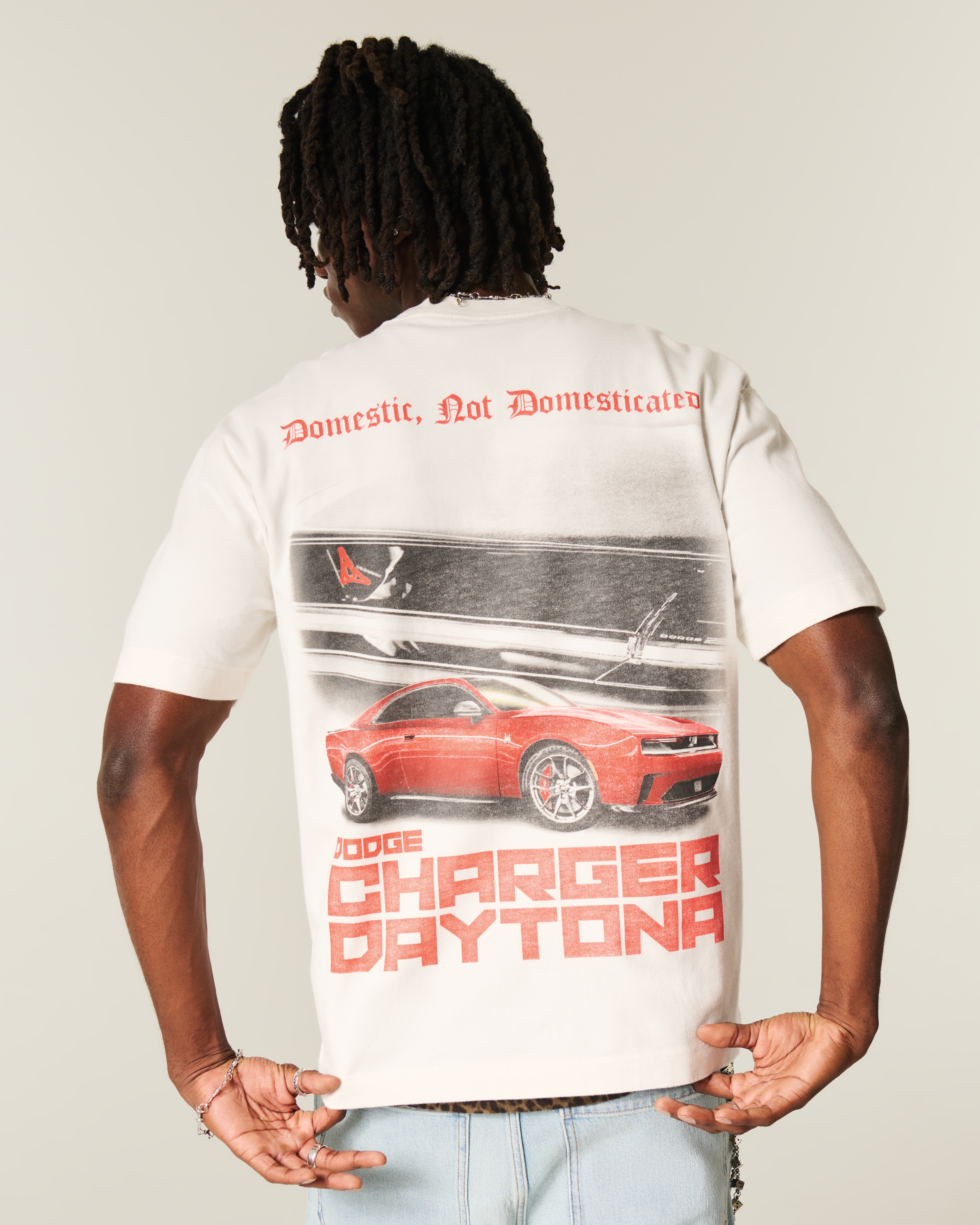 Мужские футболки Hollister Boxy Heavyweight Dodge Charger Daytona Graphic Tee — фото 3