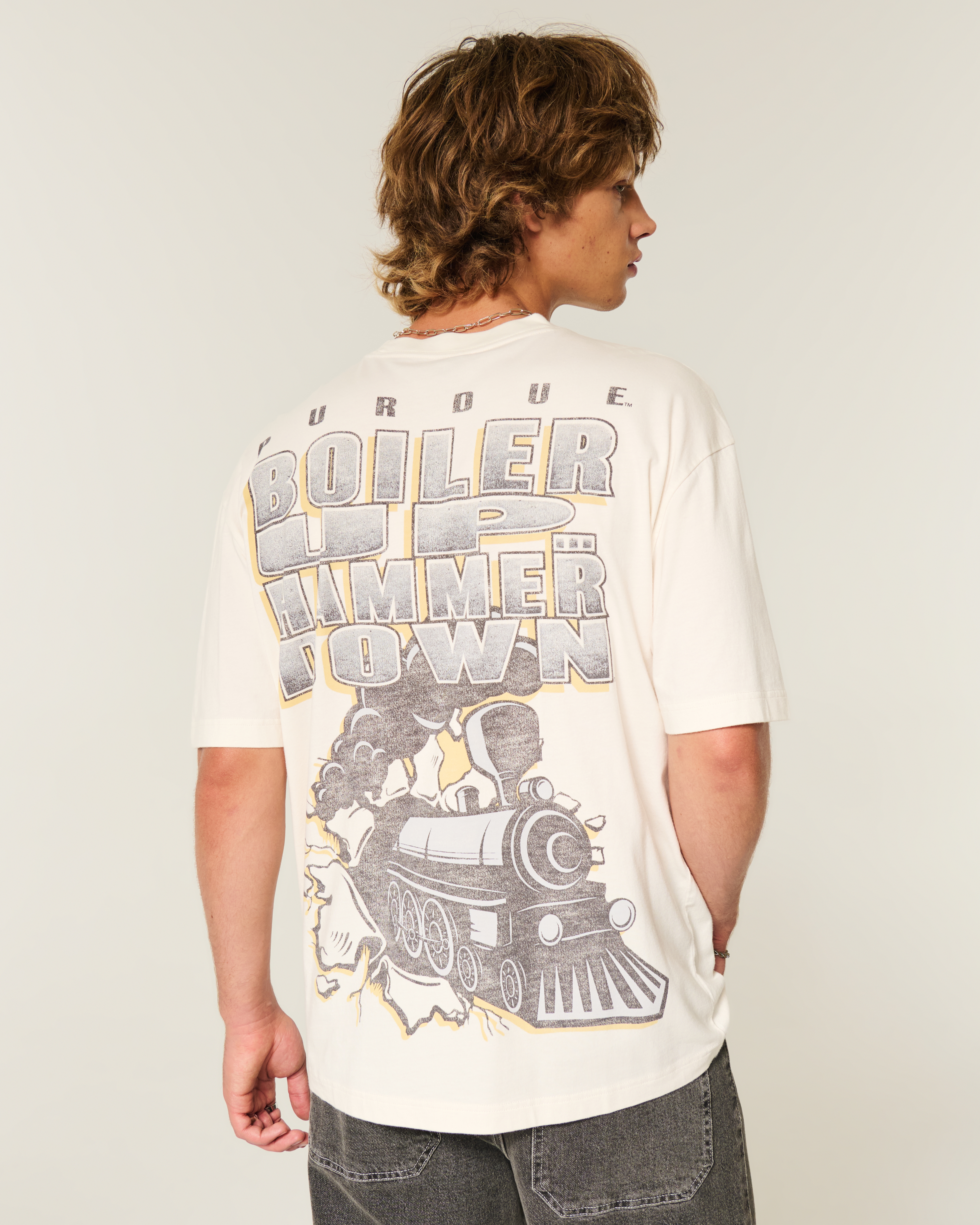 Мужские футболки Hollister Boxy The Ohio State University Buckeyes Graphic Pocket Tee — фото 3