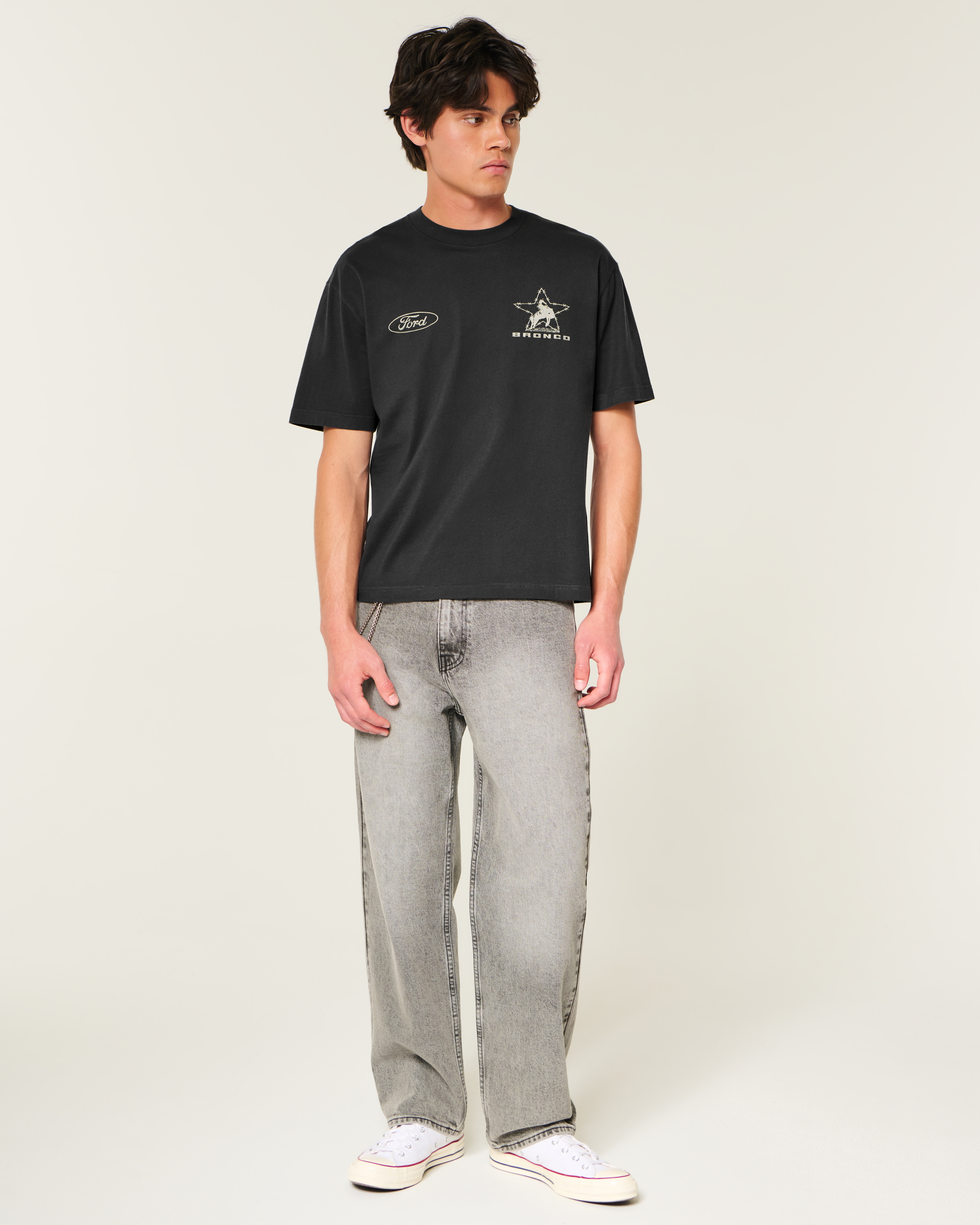 Мужские футболки Hollister Boxy Ford Bronco Graphic Tee — фото 3