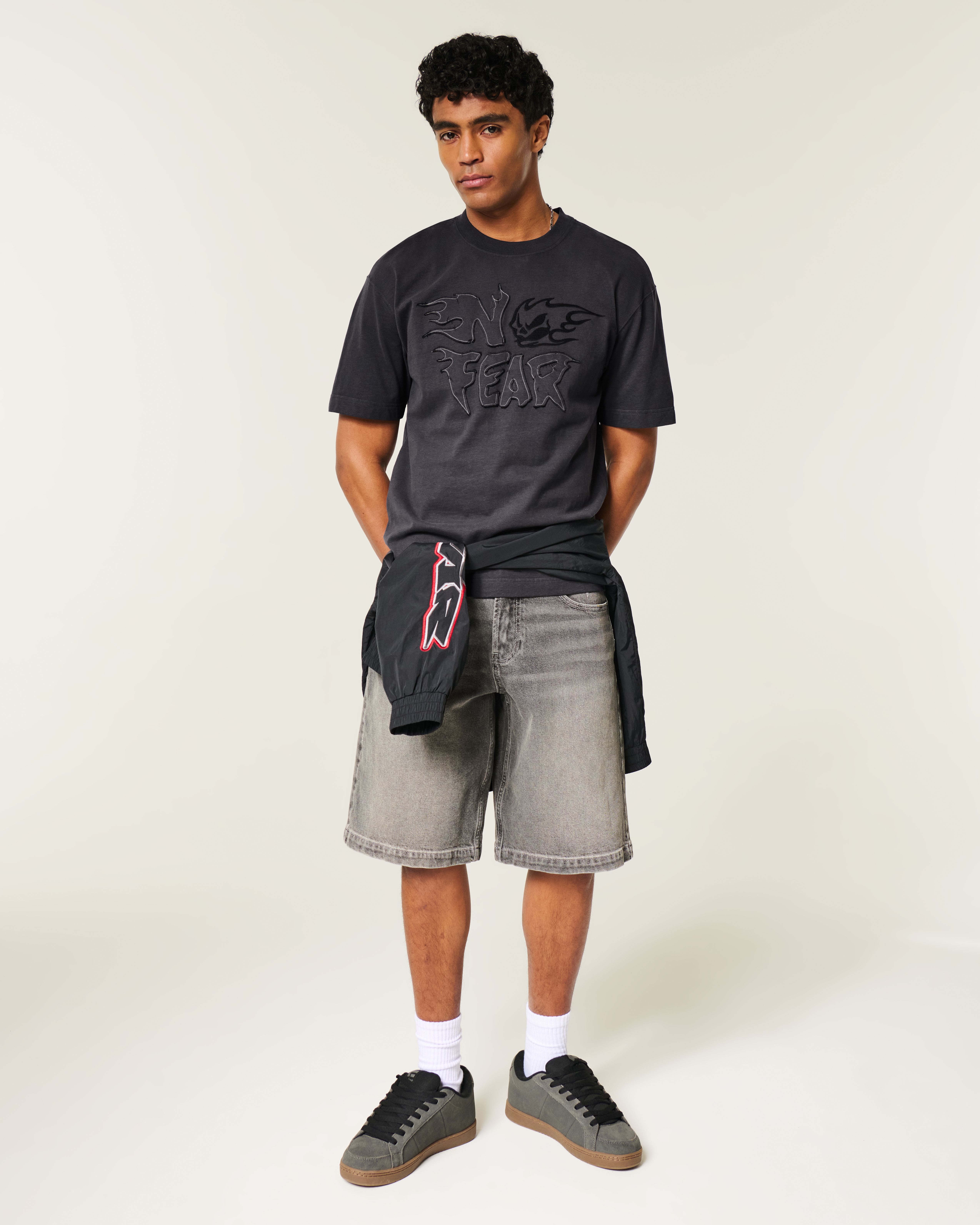 Мужские футболки Hollister Boxy Heavyweight No Fear Graphic Tee — фото 3