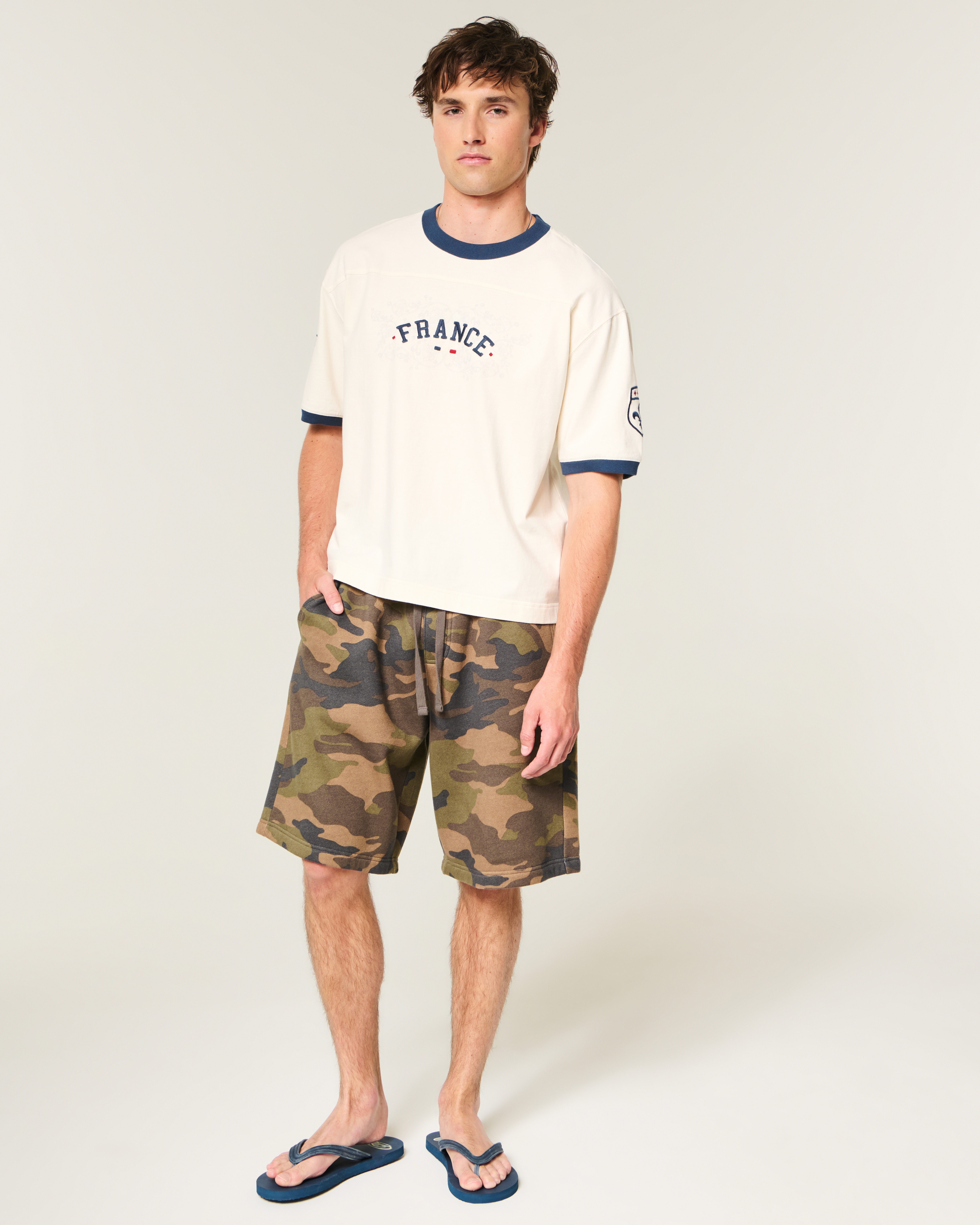 Мужские футболки Hollister Super Boxy Heavyweight Italia Graphic Tee — фото 3