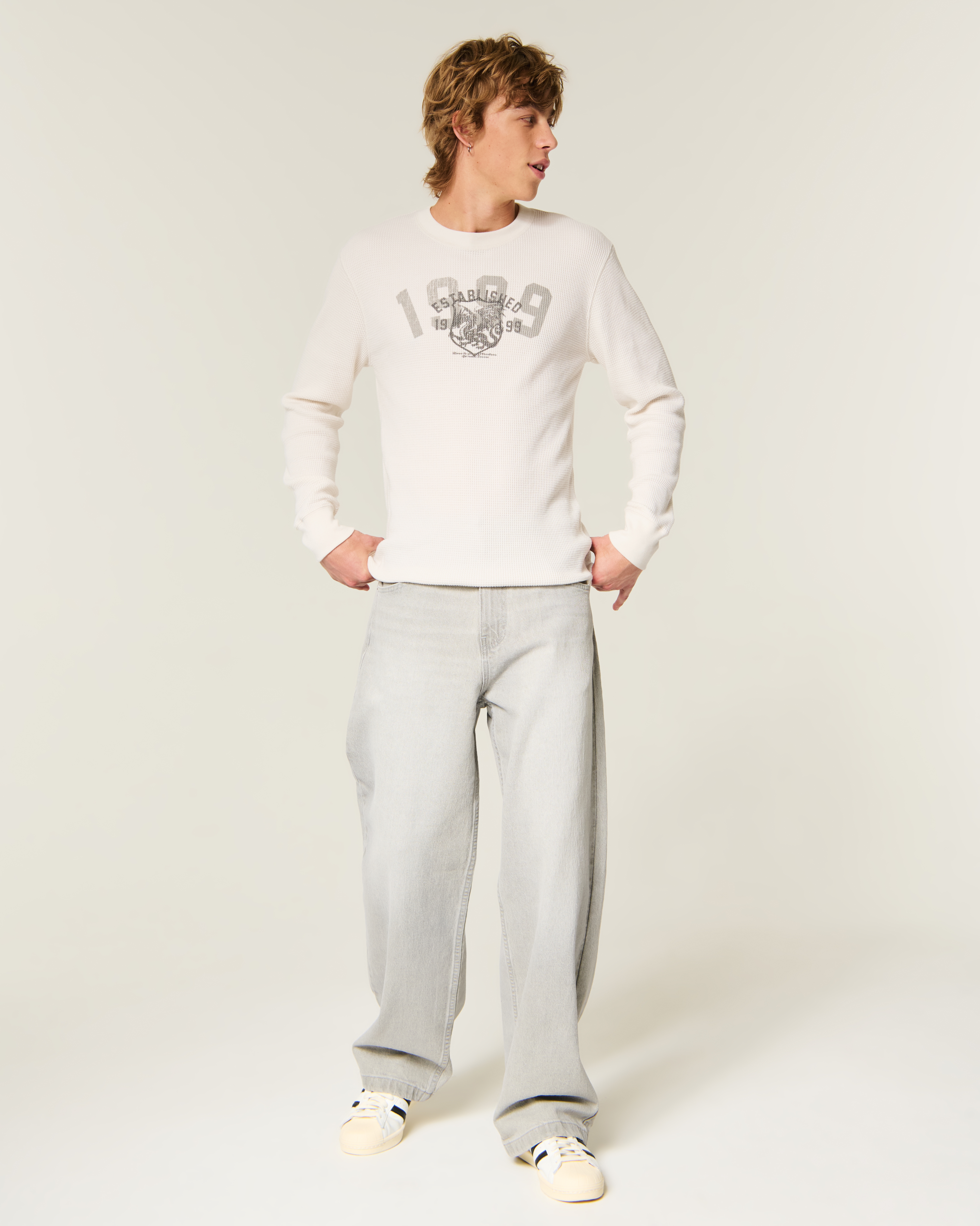 Мужская футболка Hollister Long-Sleeve Thermal Angel Wings Graphic, цвет: Кремовый — фото 3