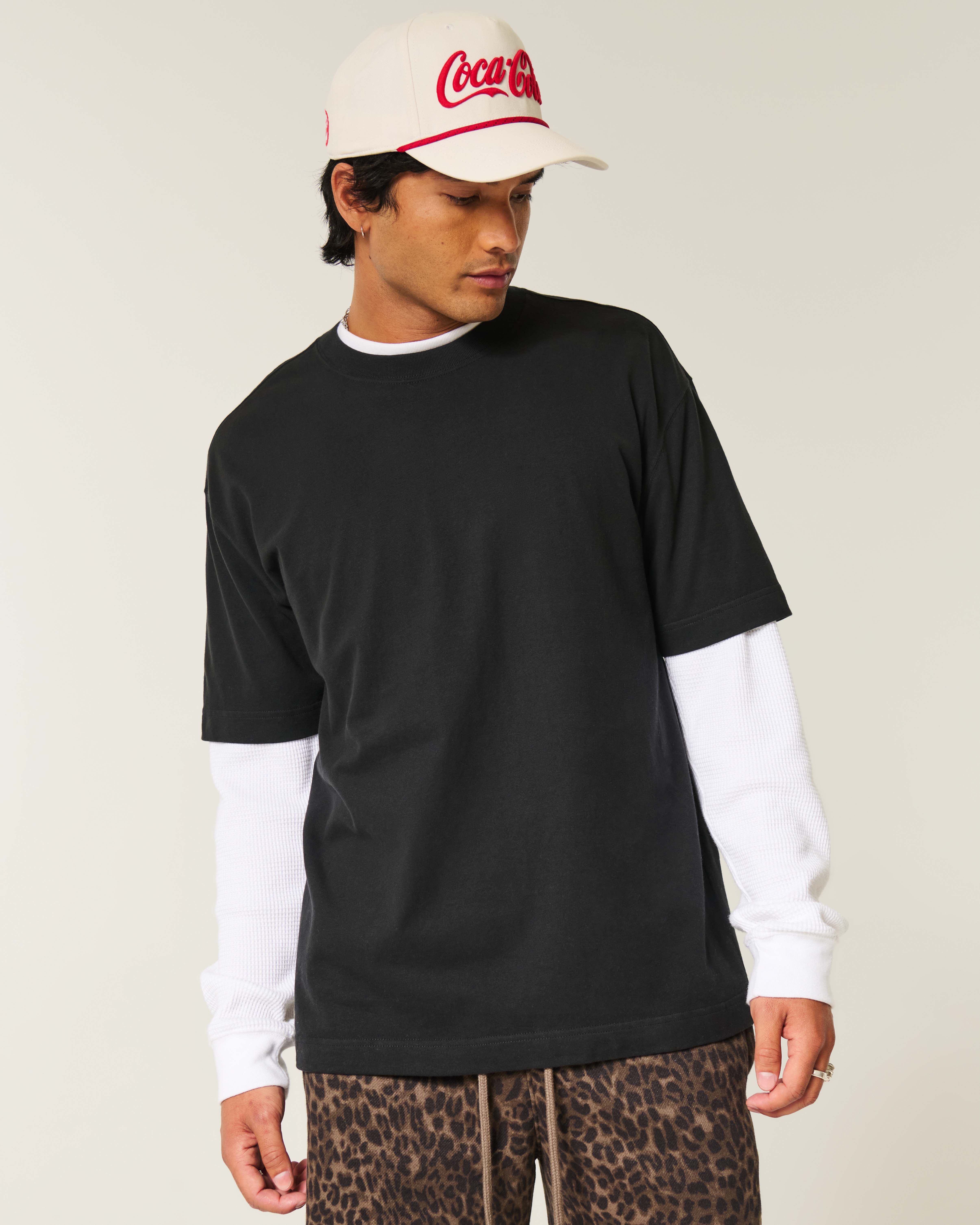 Мужские футболки Hollister Boxy Heavyweight Camo Crew T-Shirt — фото 2