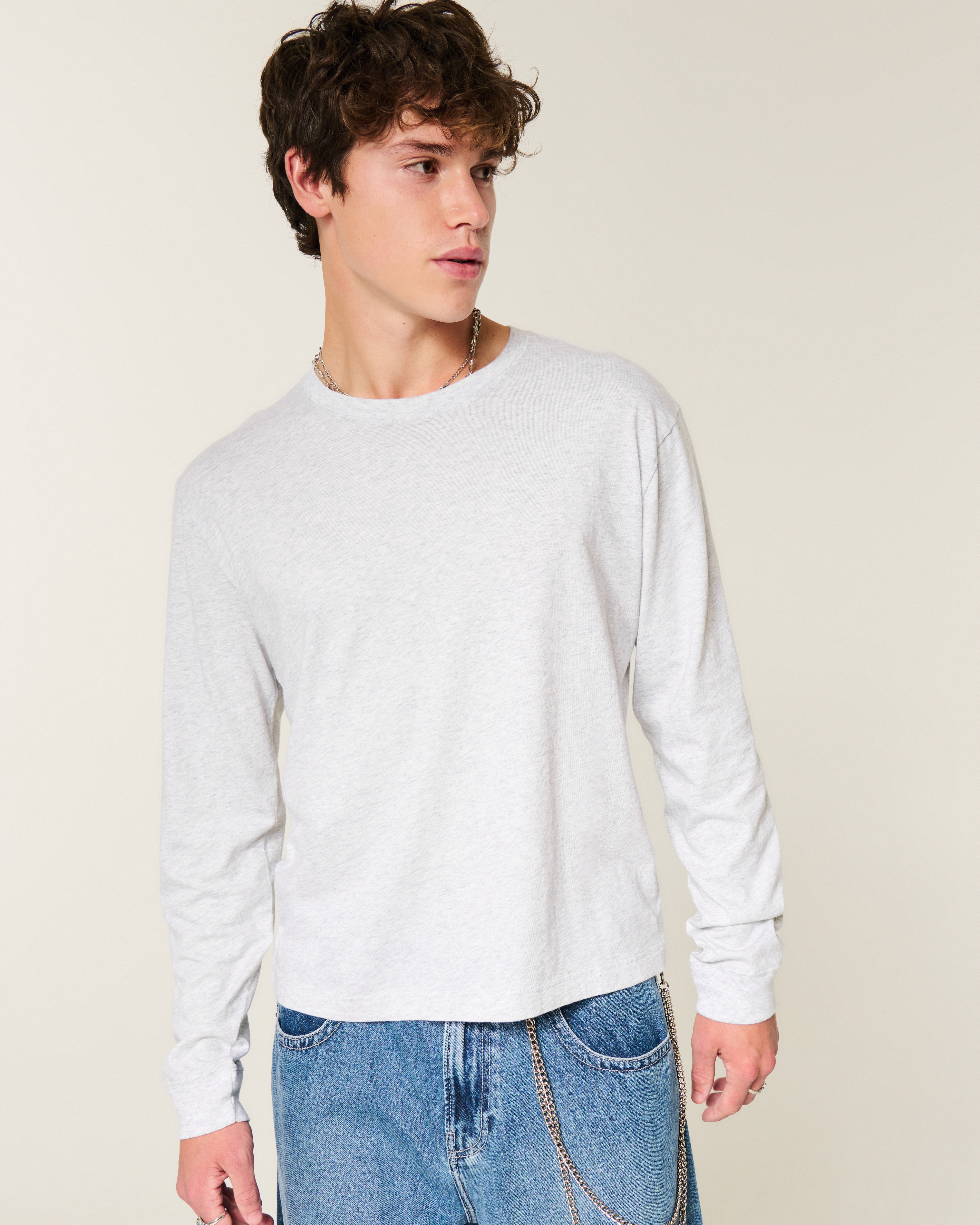 Мужские футболки Hollister Relaxed Long-Sleeve Cotton Crew T-Shirt — фото 2