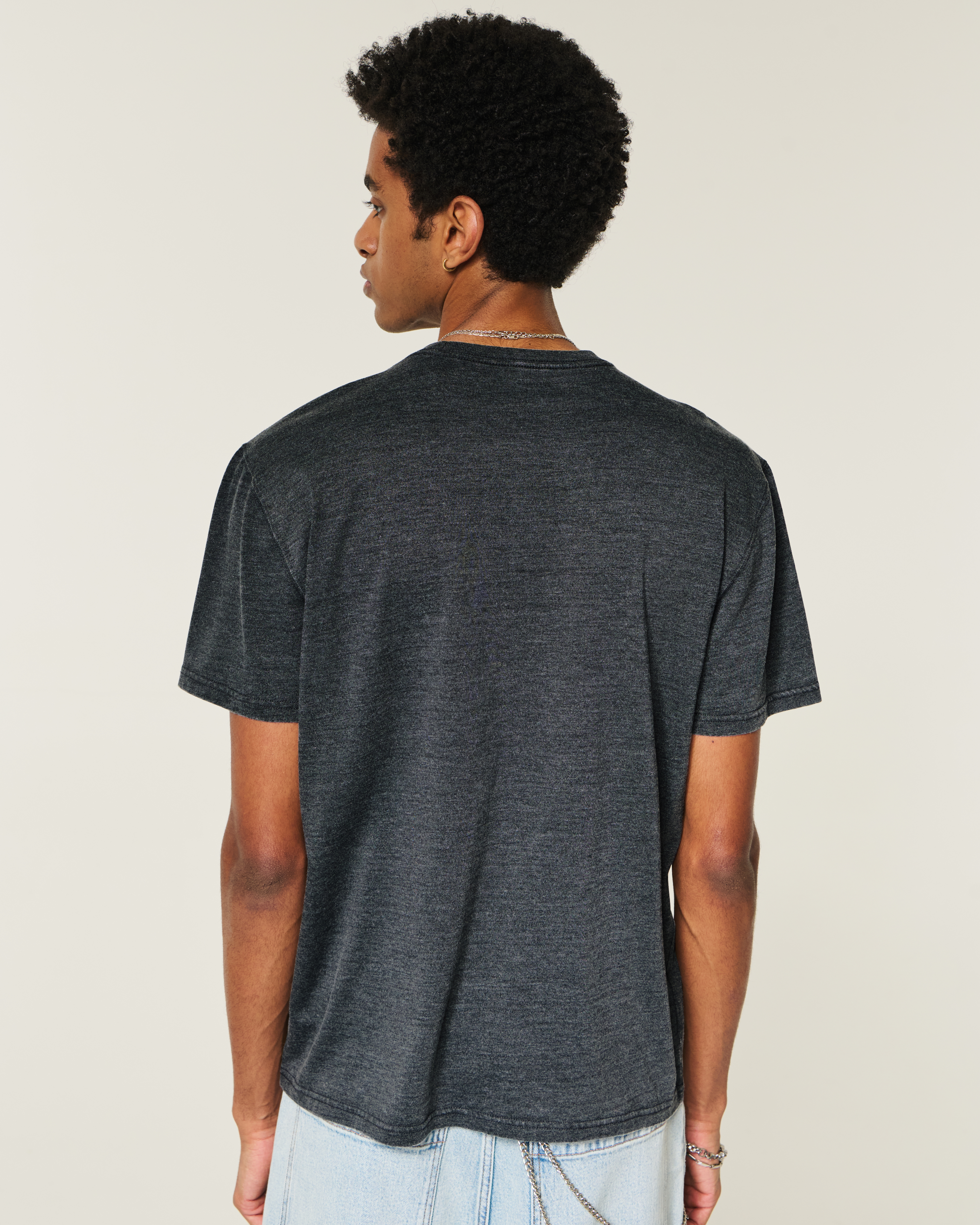 Мужские футболки Hollister Relaxed Washed Crew T-Shirt — фото 3