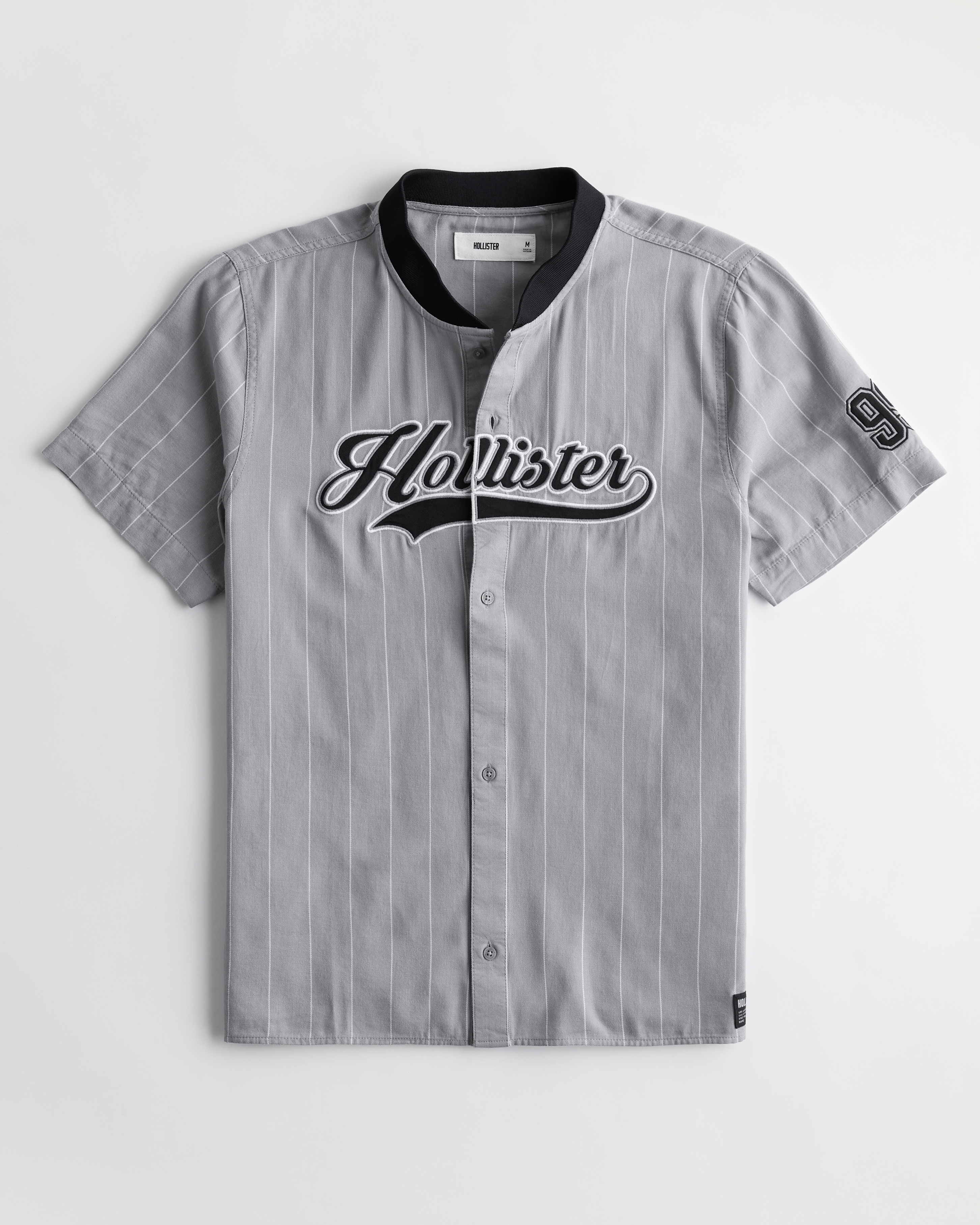 hollister clothes for men