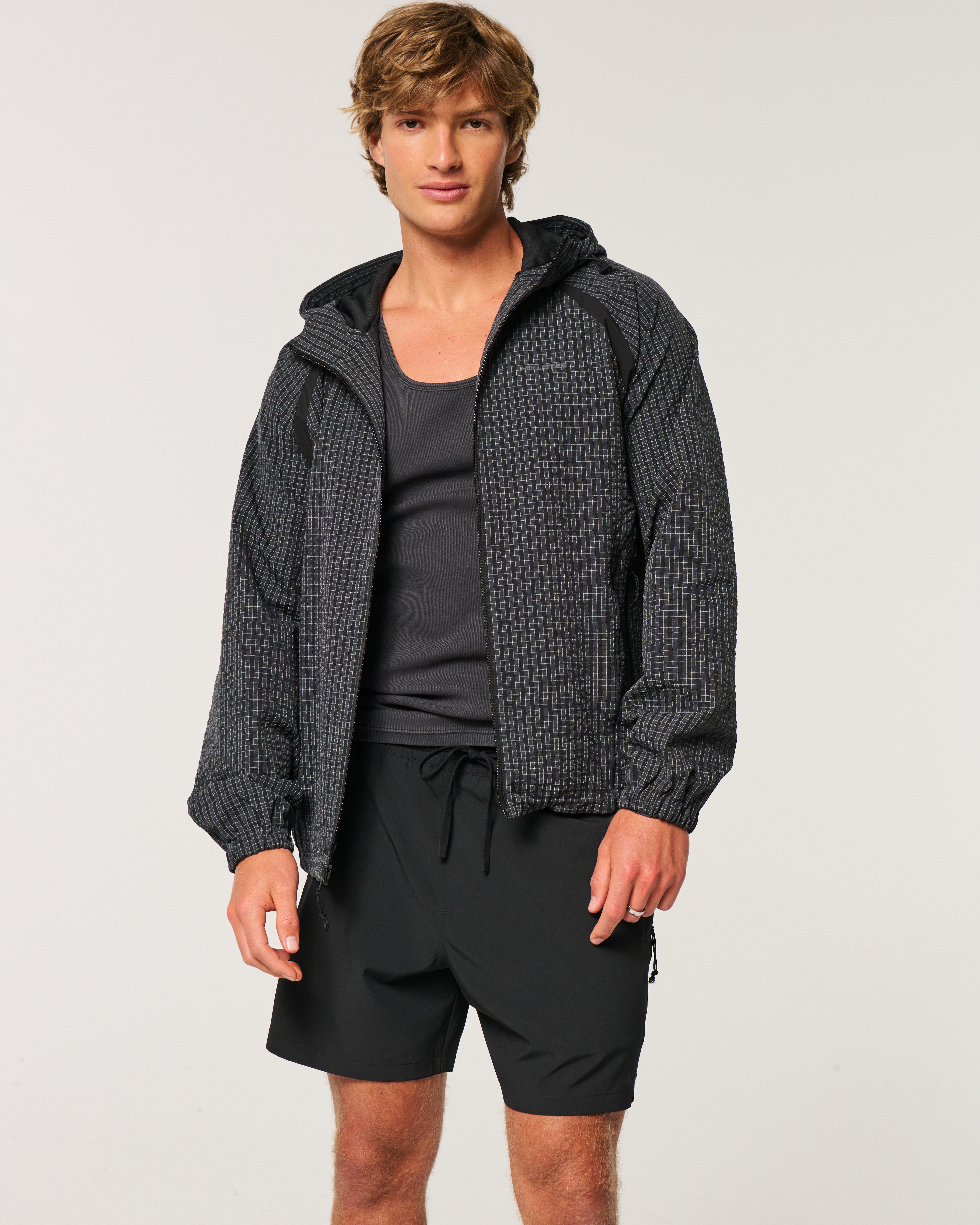 Мужские спортивные шорты Hollister Mid-Thigh Hybrid, цвет: Чёрный — фото 2