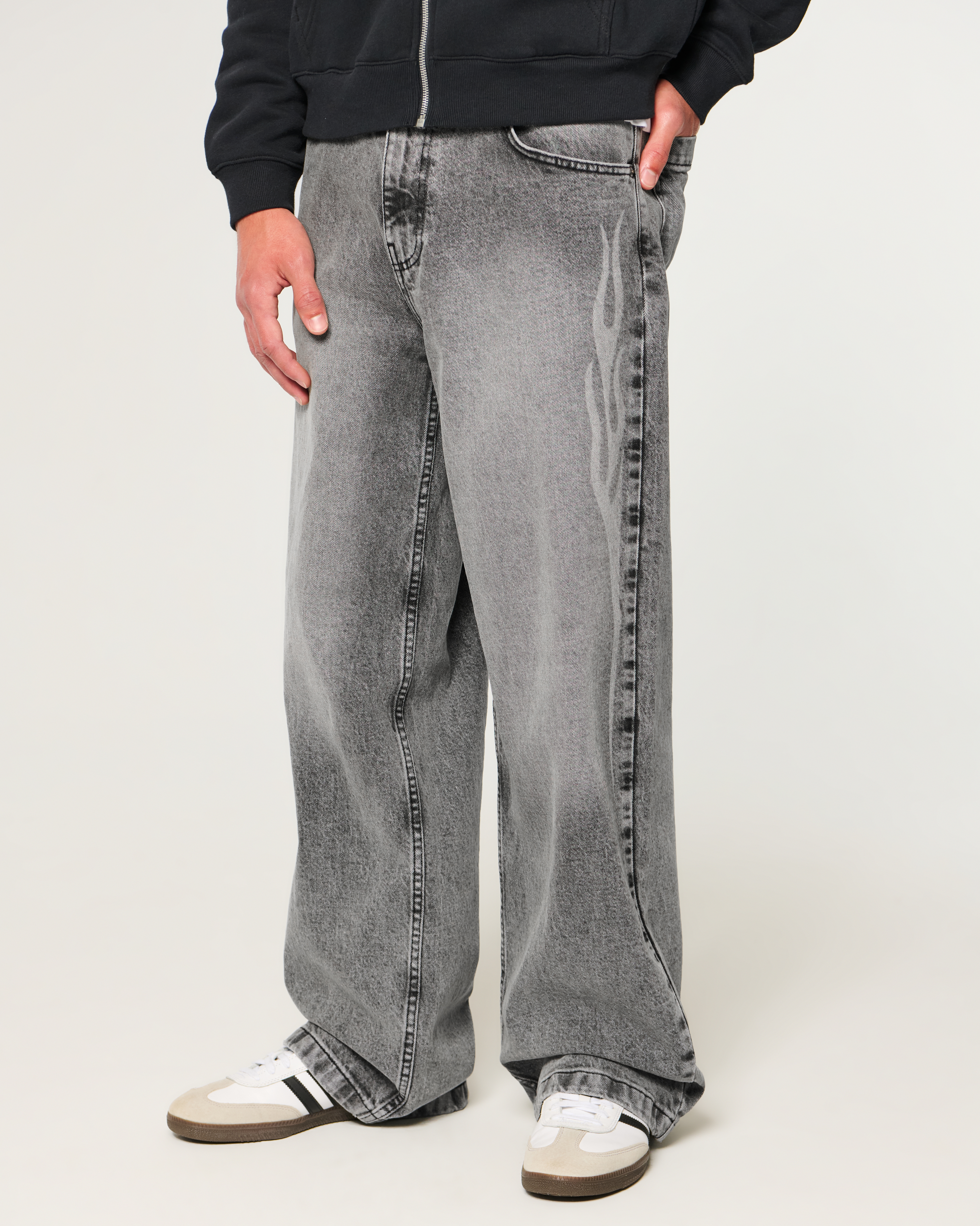 Мужские джинсы Hollister Flame Graphic Super Baggy Jeans — фото 3