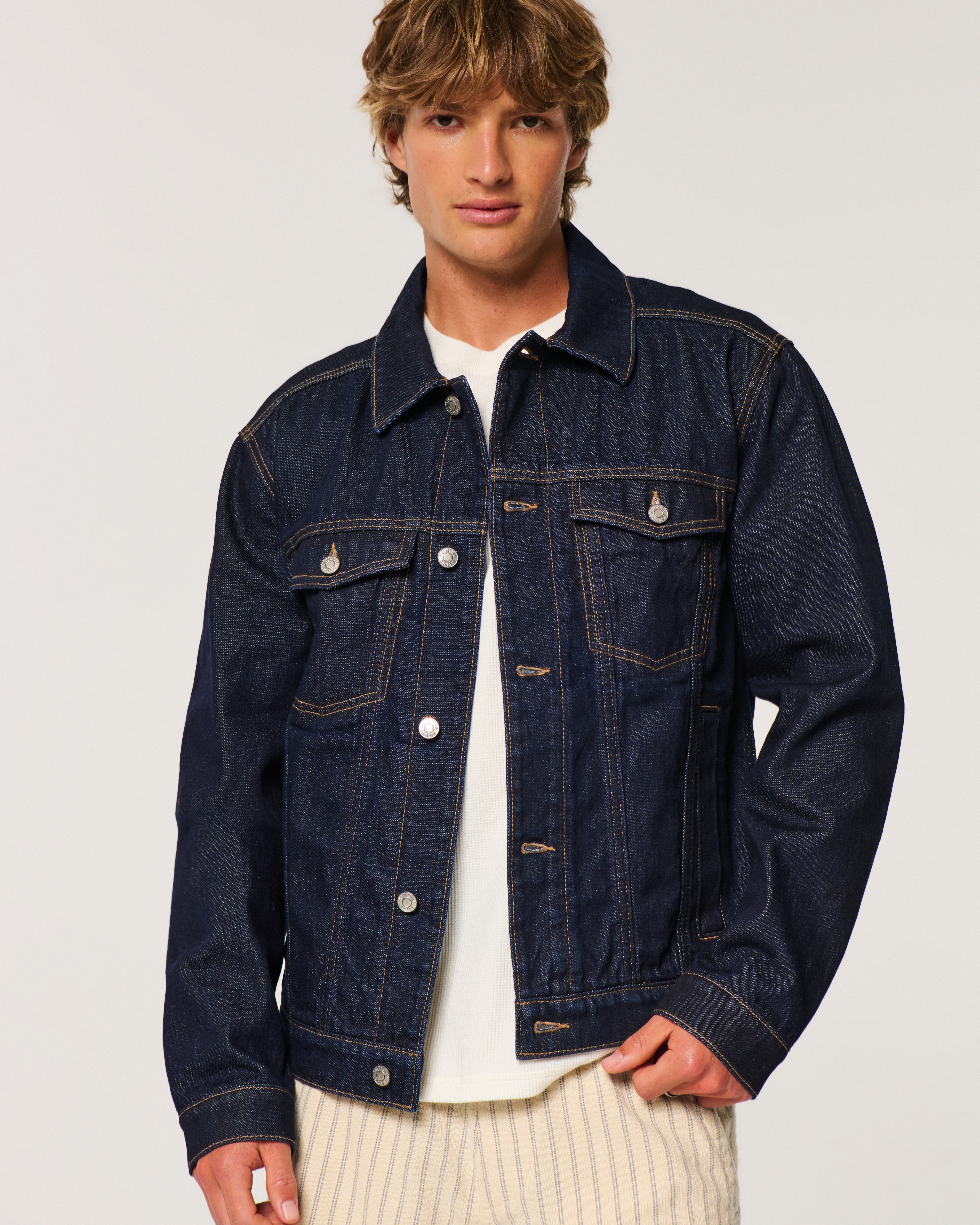 Мужские куртки Hollister Denim Trucker Jacket — фото 2