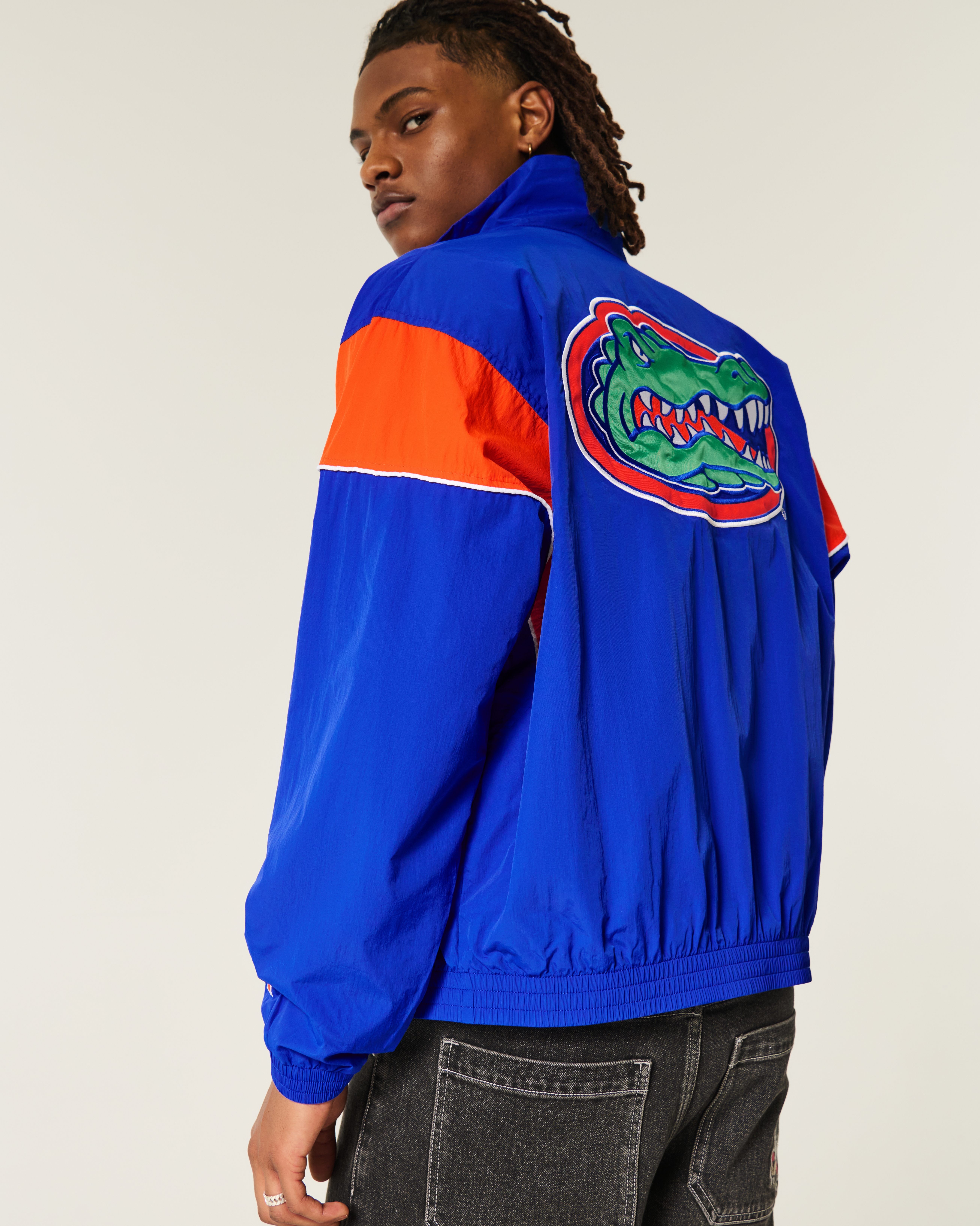 Мужские куртки Hollister University of Florida Gators Graphic Windbreaker Jacket — фото 2