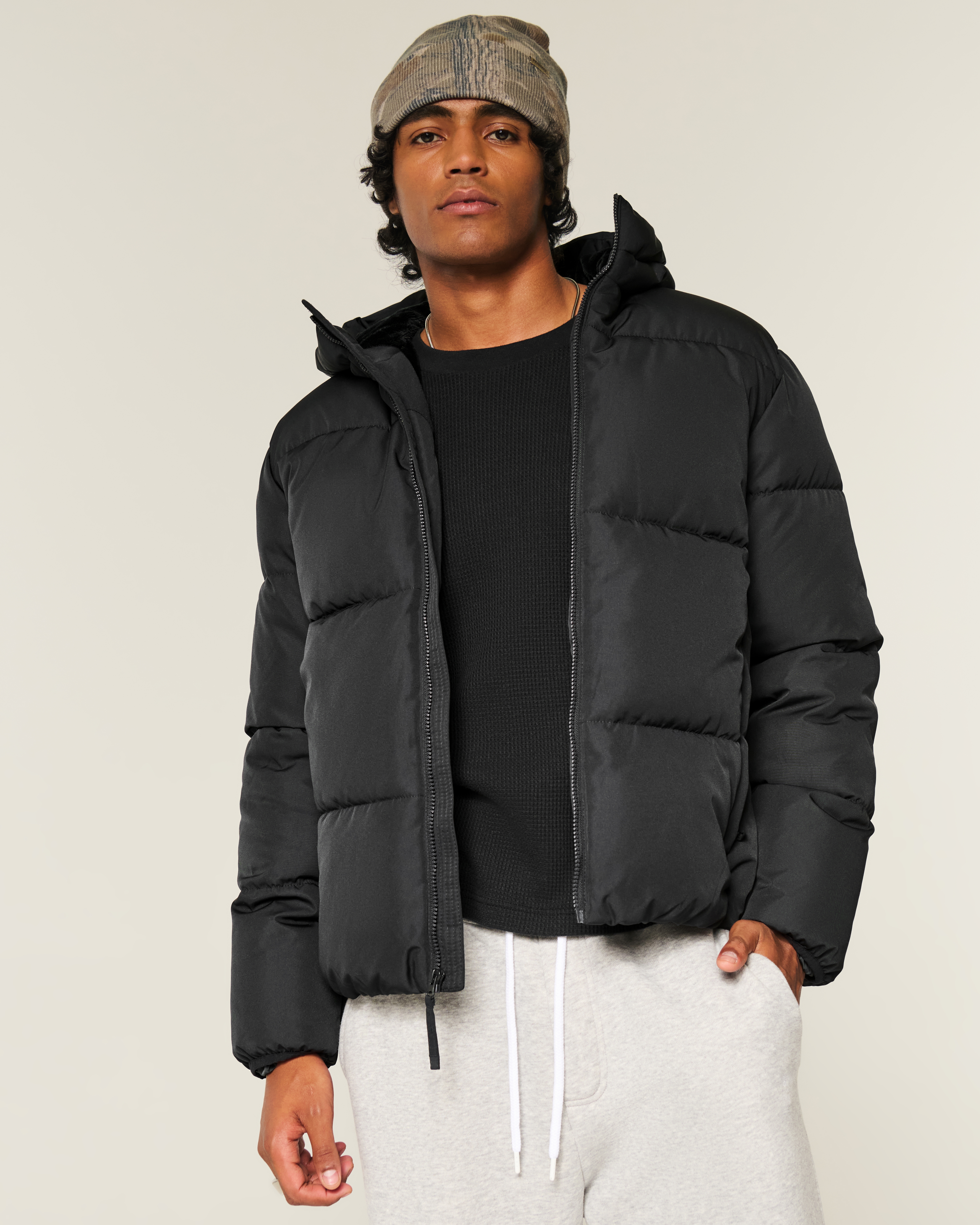 Женские куртки Hollister Faux Fur-Lined Puffer Jacket — фото 2