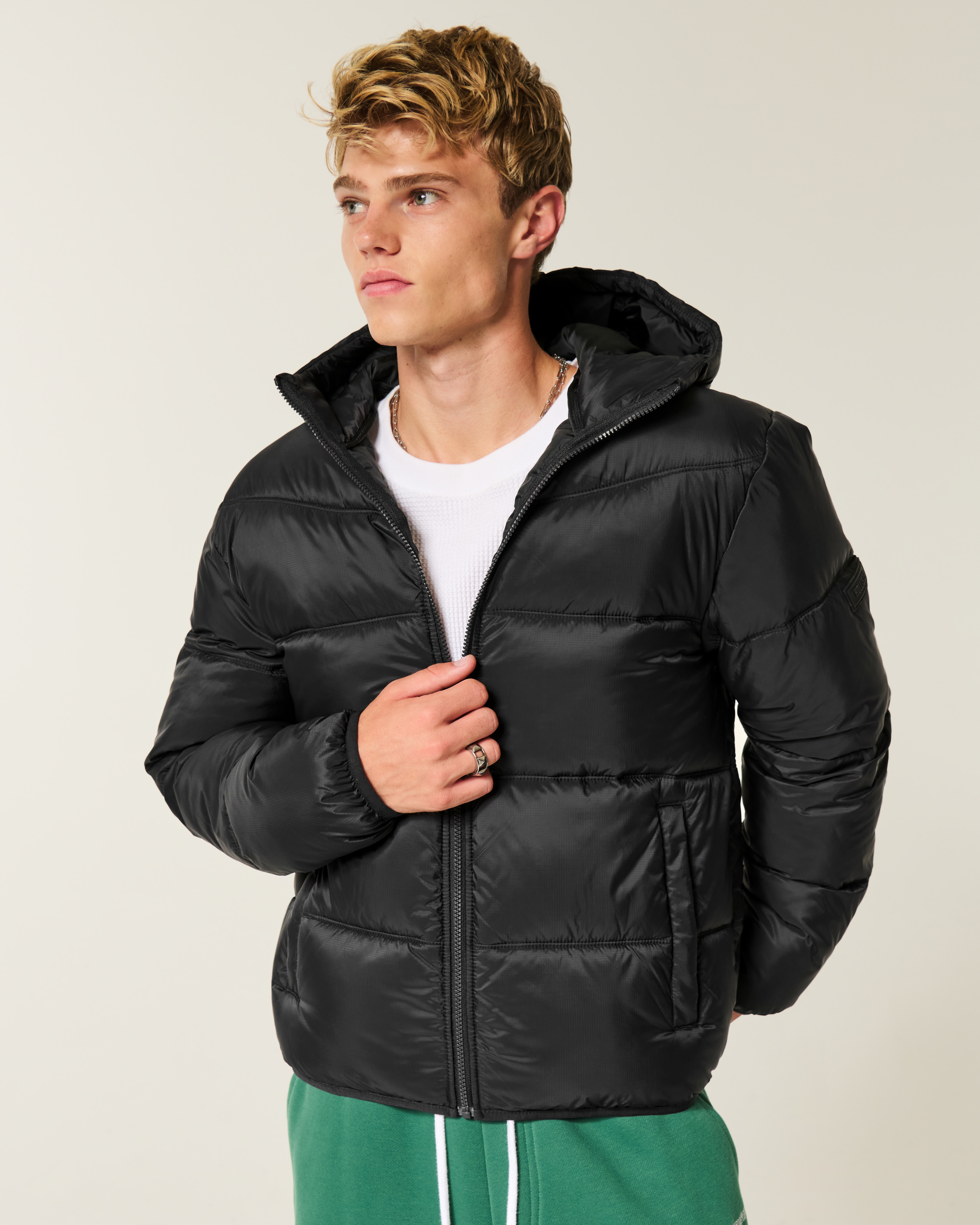 Мужские куртки Hollister Hooded Puffer Jacket — фото 2