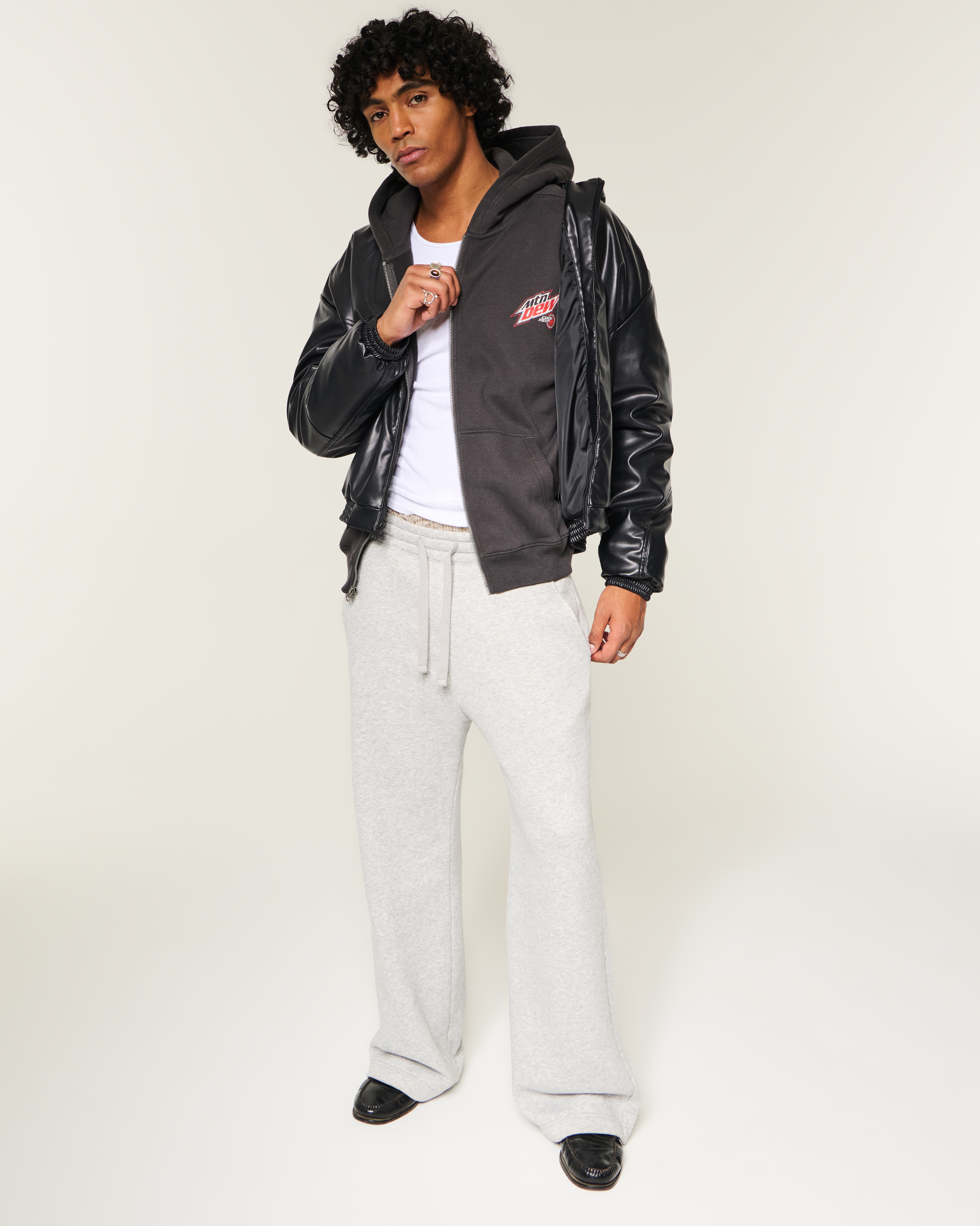 Мужские куртки Hollister Faux Leather Skater Jacket — фото 3