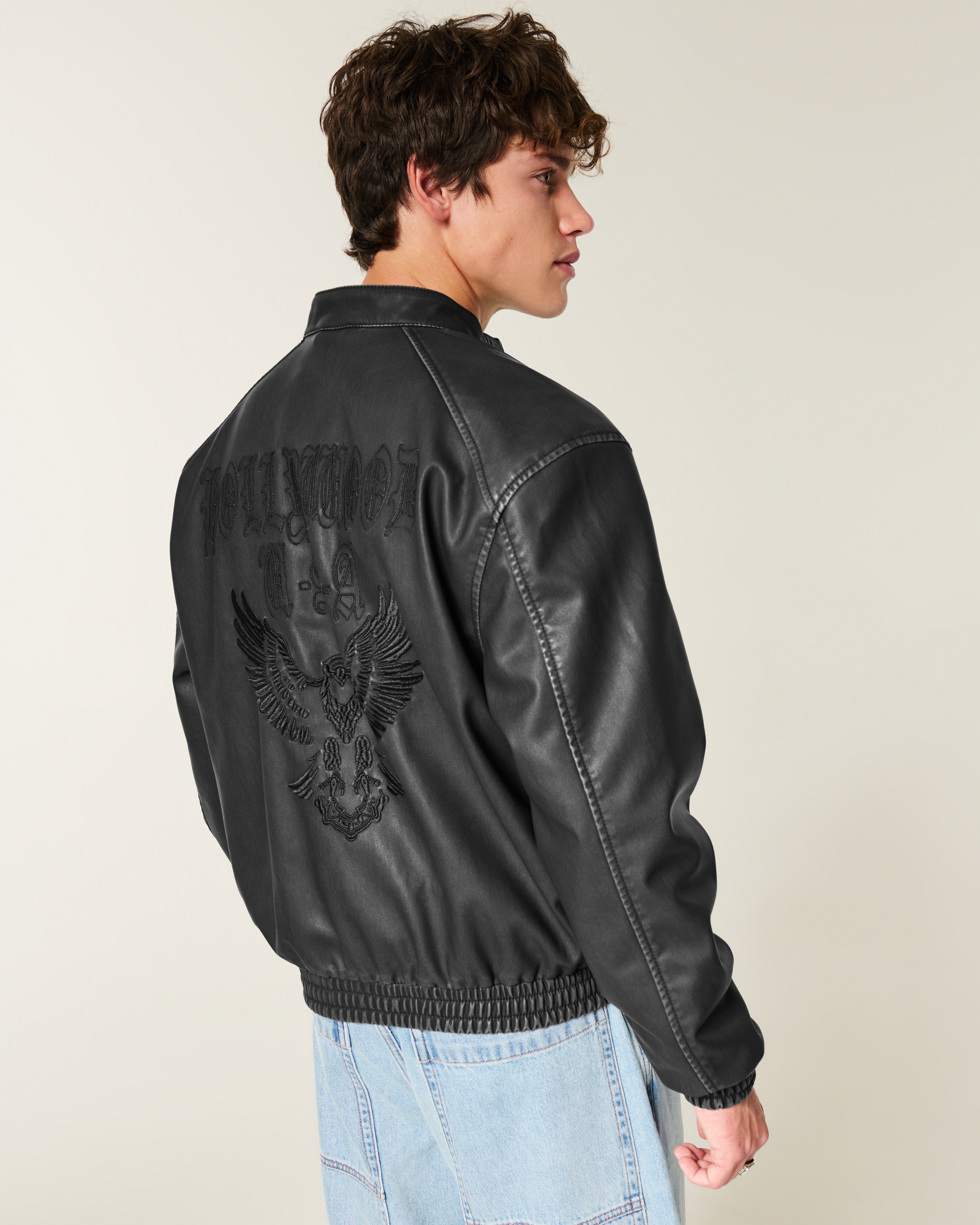 Мужские куртки Hollister Faux Leather Hollywood Graphic Jacket — фото 2