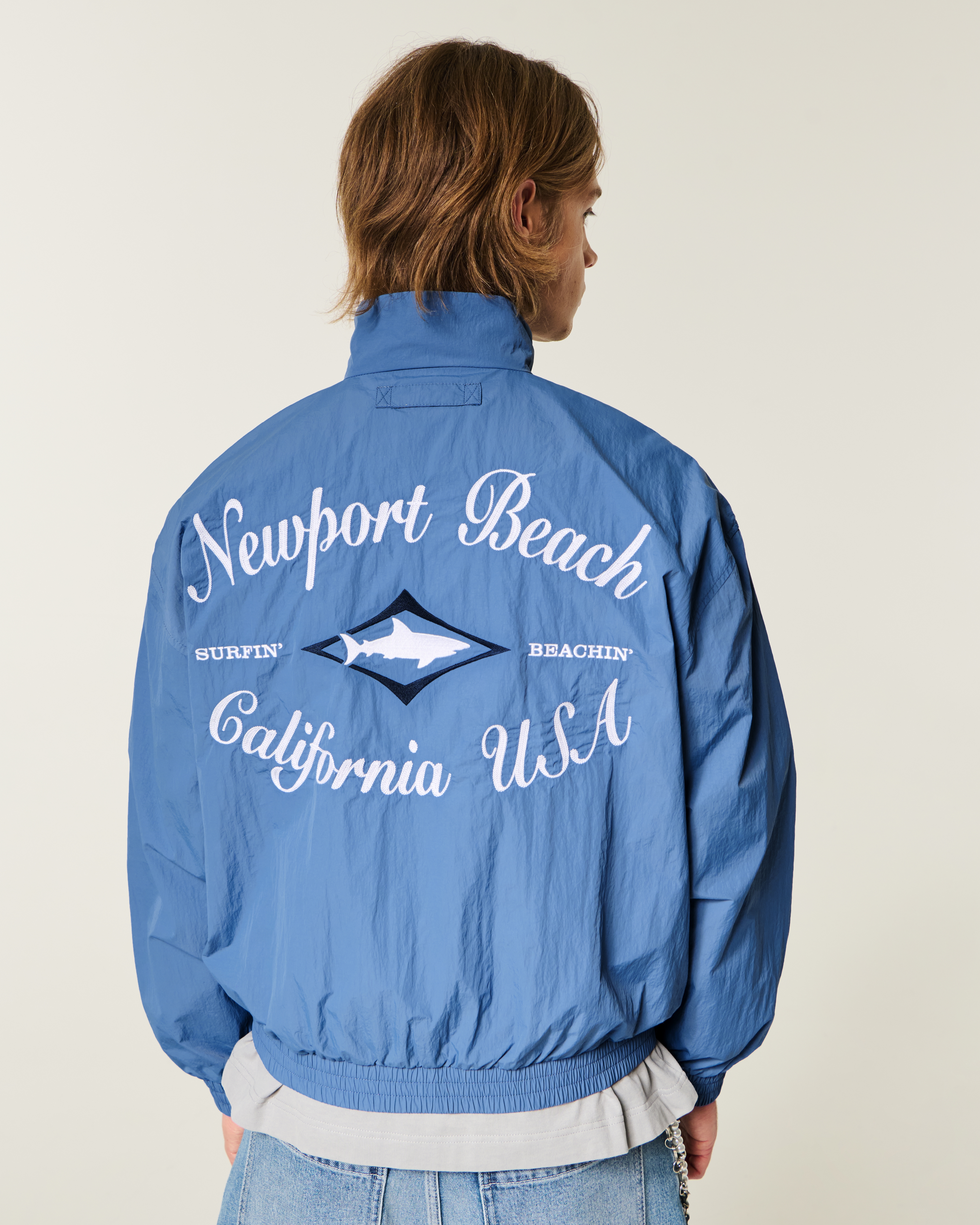 Мужские куртки Hollister Newport Beach Graphic Mock-Neck Jacket — фото 3