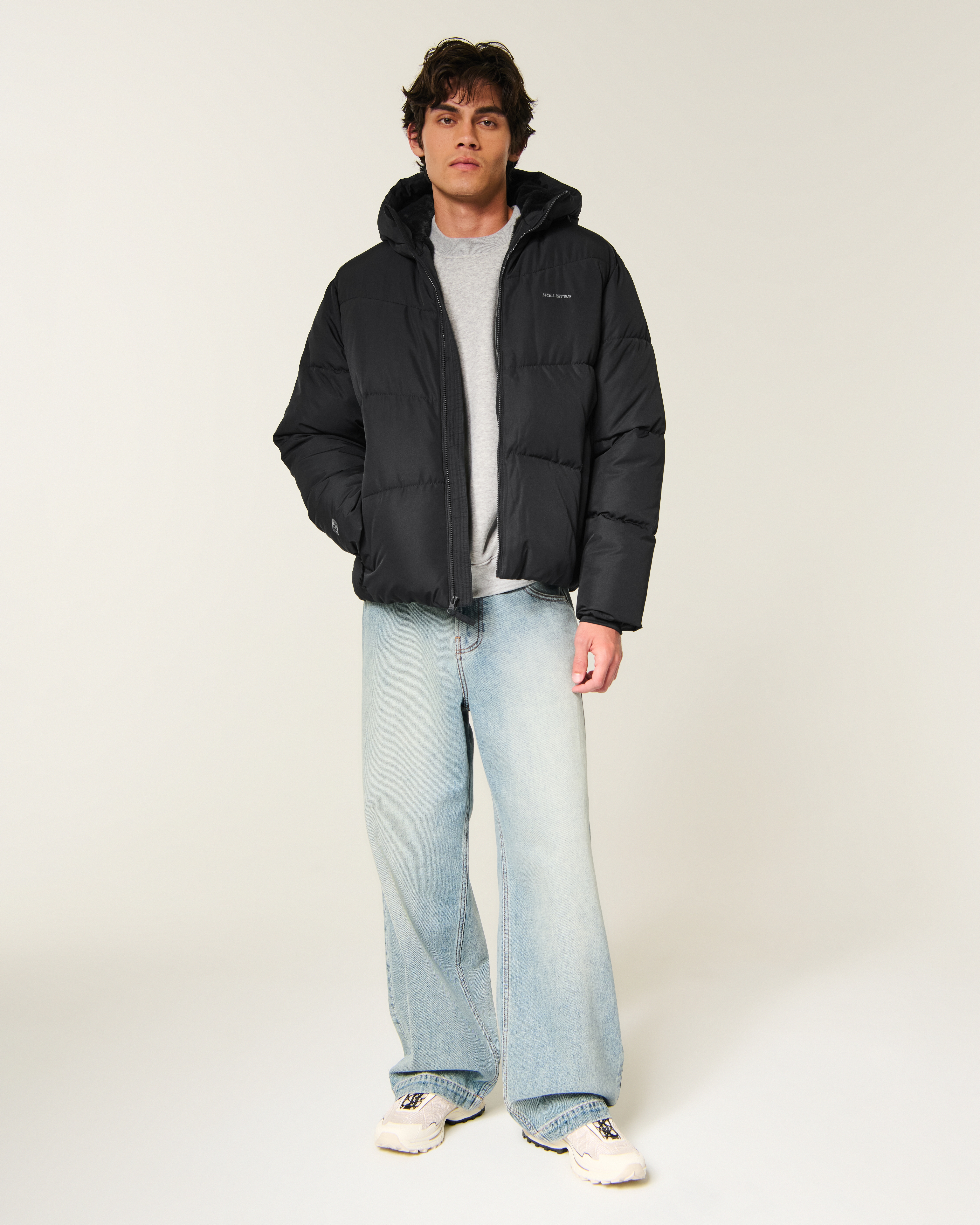 Мужская куртка Hollister Feel Good Faux Fur-Lined Puffer, цвет: Чёрный — фото 3