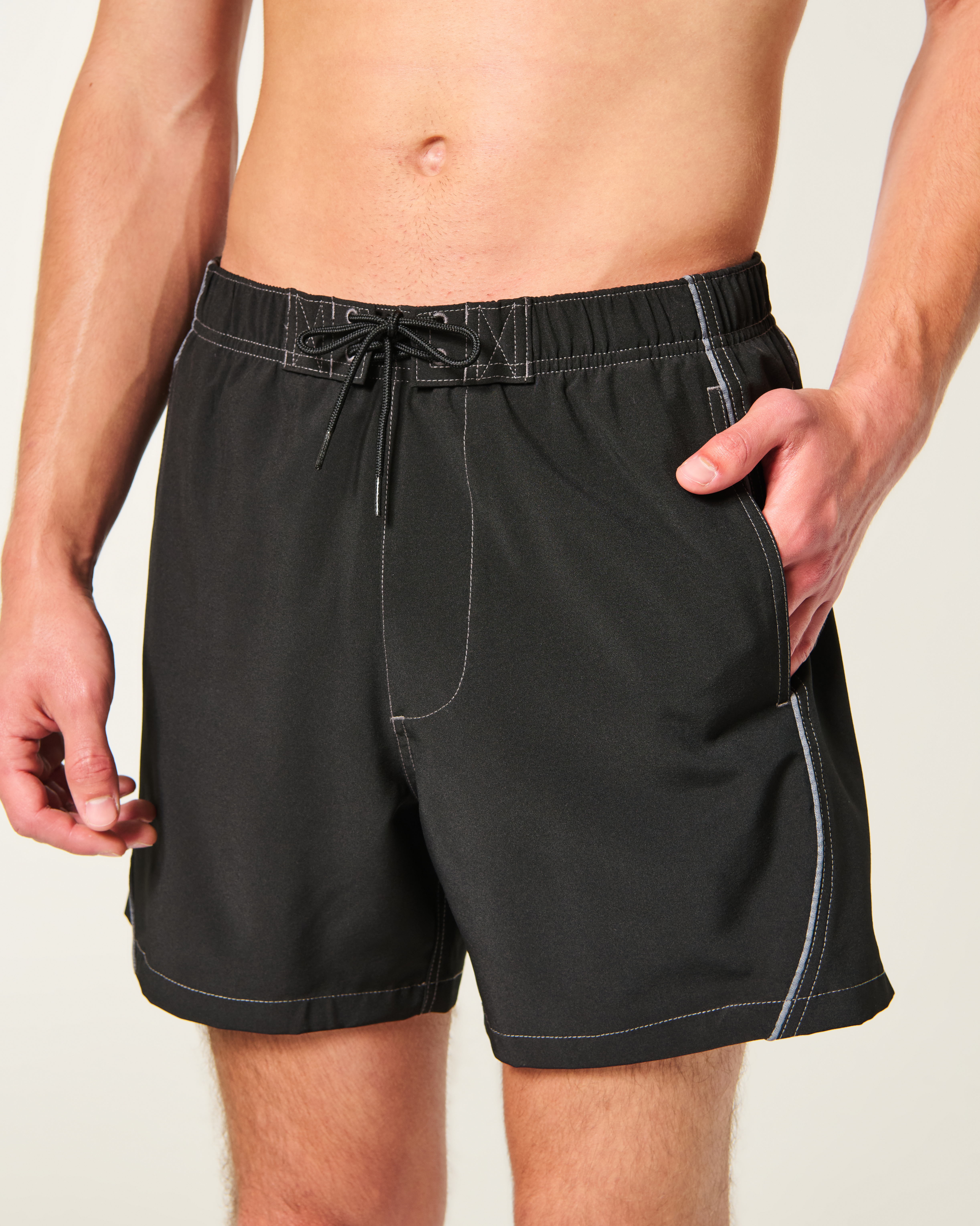 Мужские брюки Hollister Sport Mid-Thigh Boardshorts — фото 2