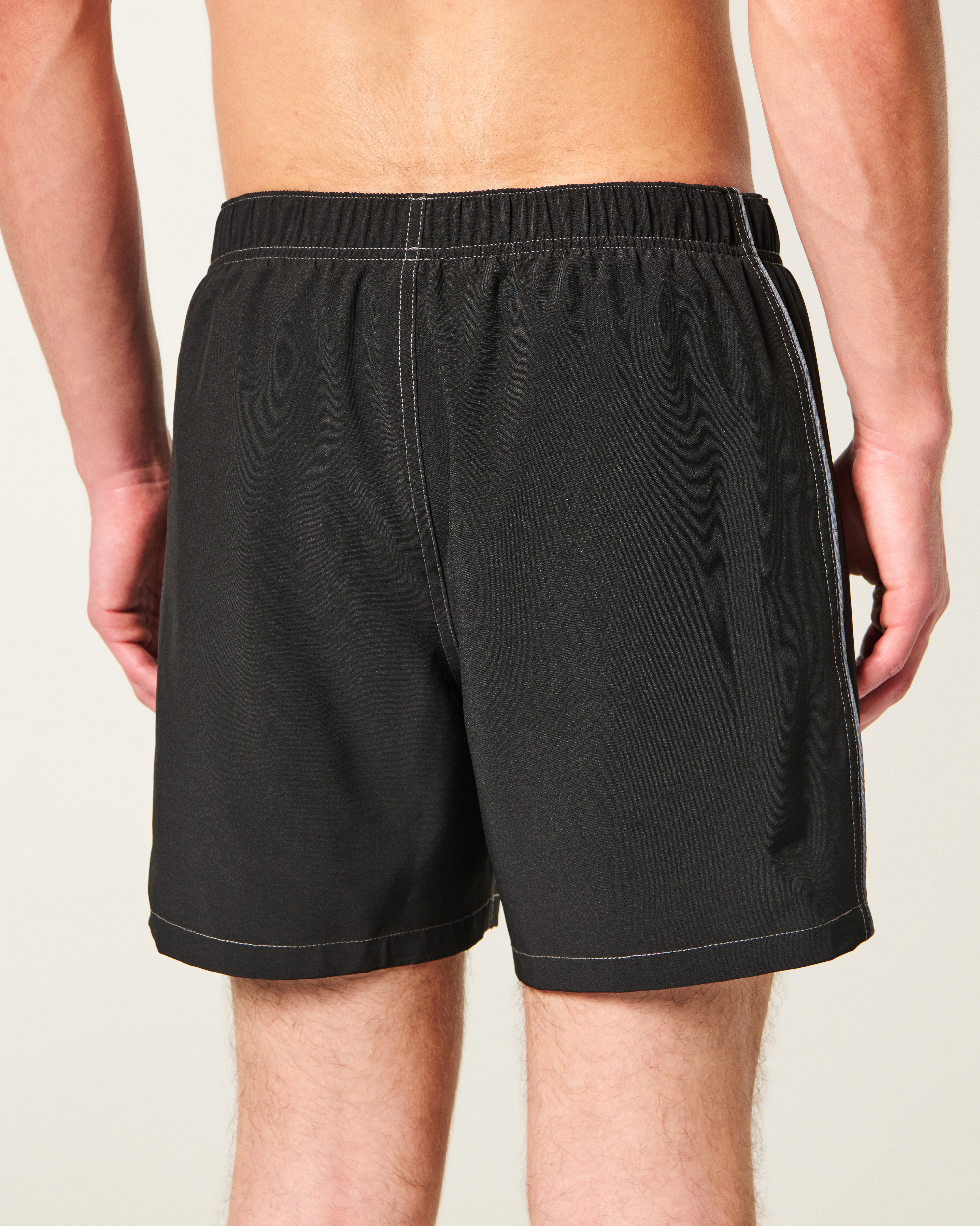 Мужские брюки Hollister Sport Mid-Thigh Boardshorts — фото 3