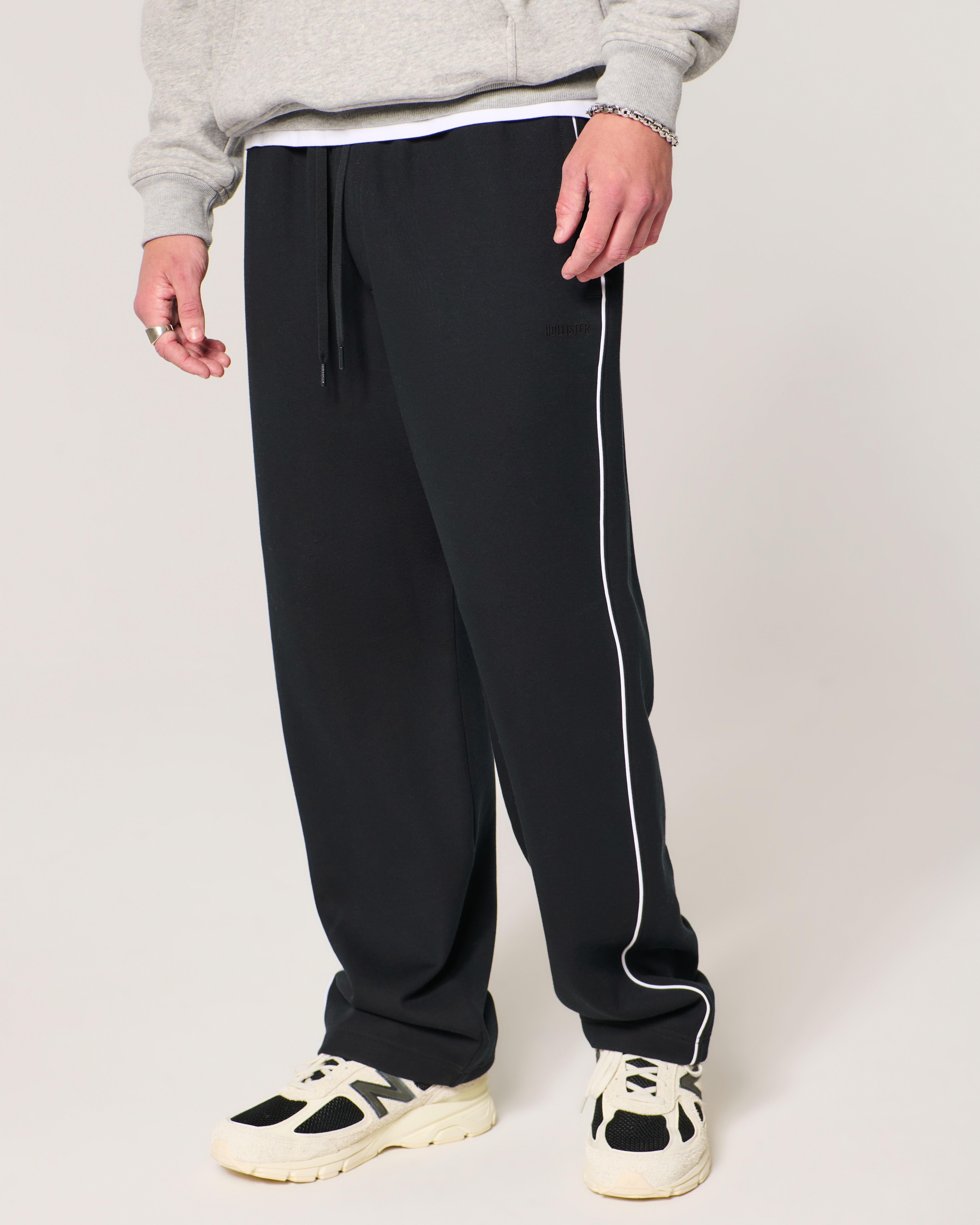 Мужские брюки Hollister Baggy Everyday Cooling Sweatpants — фото 3
