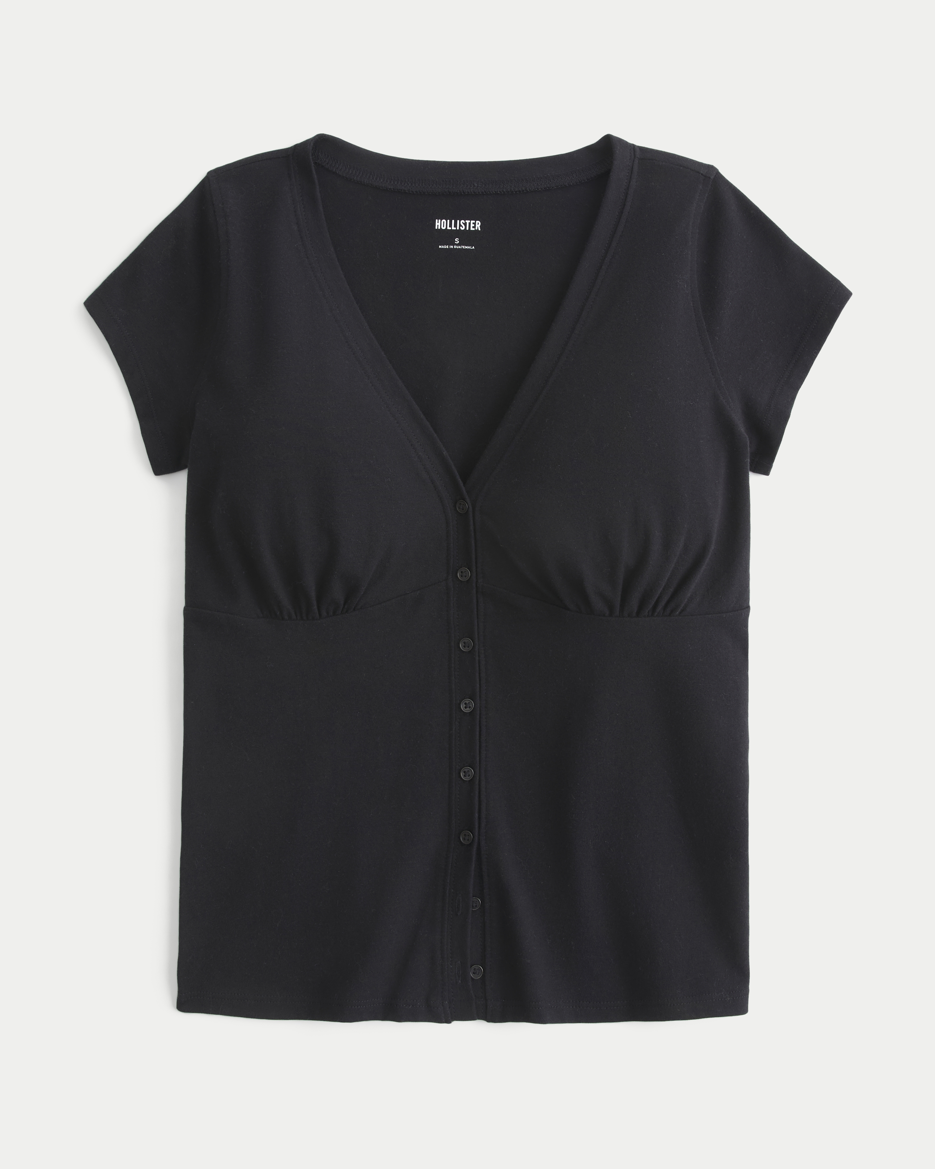 Женский топ Hollister Short-Sleeve V-Neck Button-Through Top, цвет: Чёрный