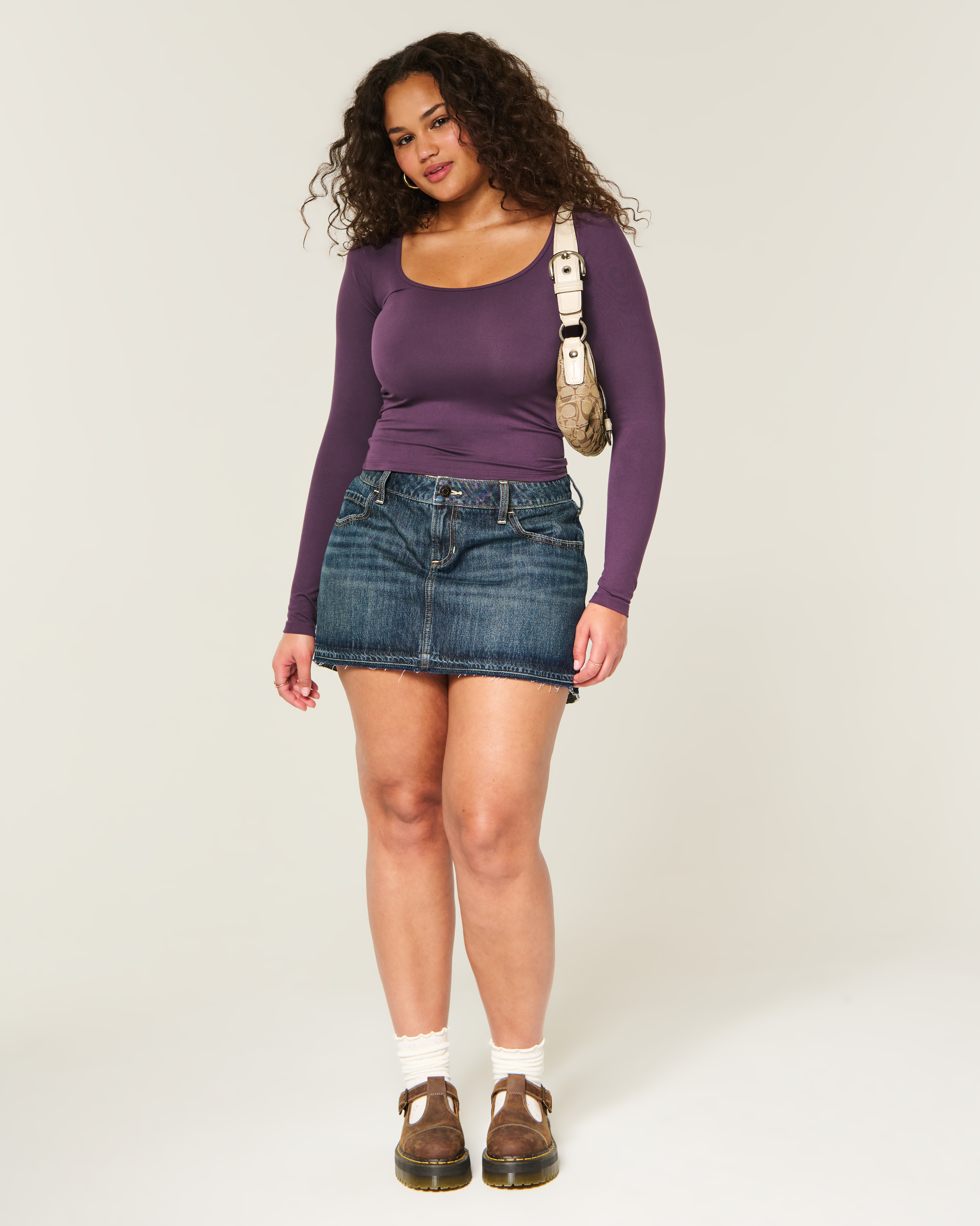 Женская футболка Hollister Long-Sleeve Soft Seamless Fabric Scoop, цвет: Сливовый — фото 3