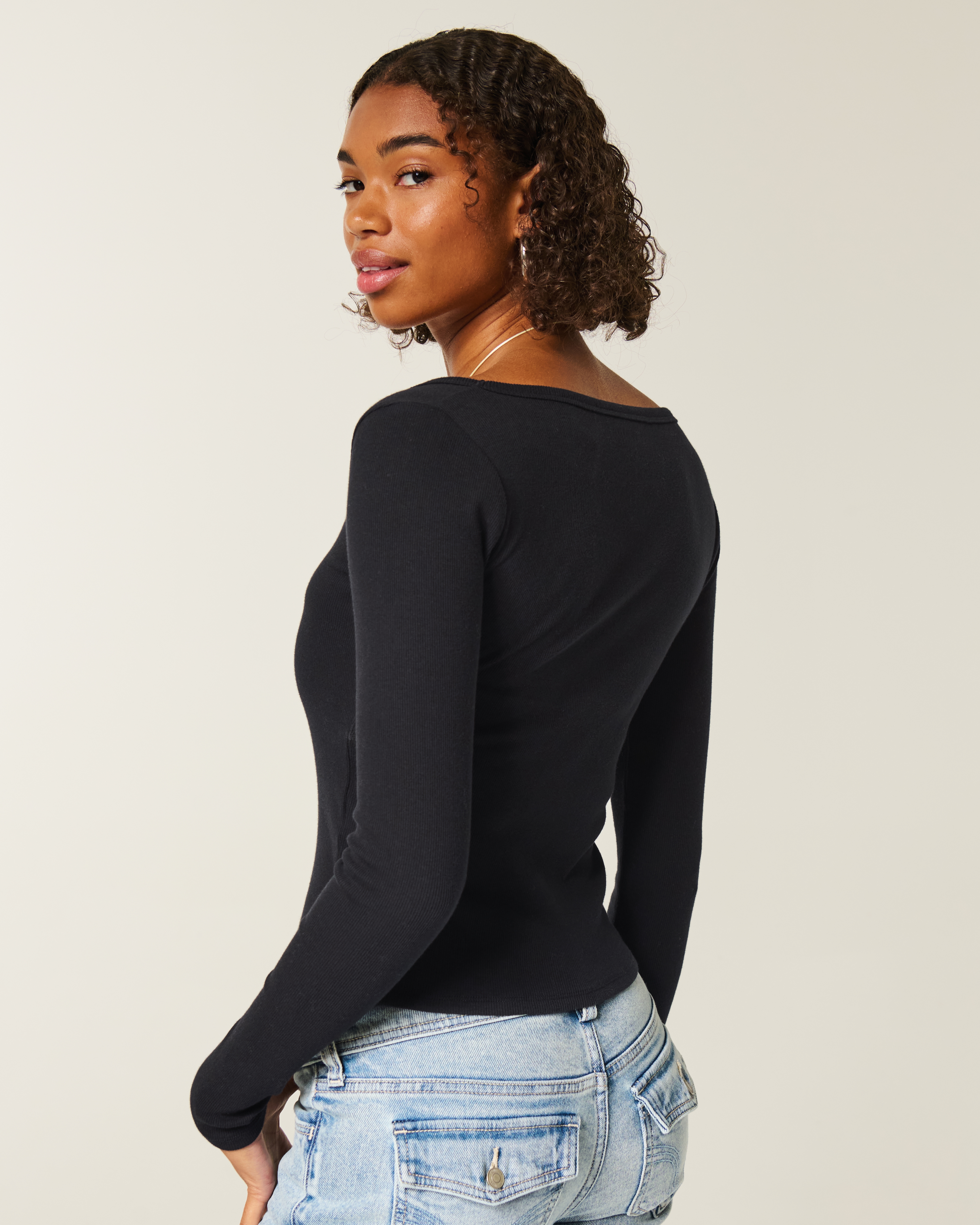 Женские топы Hollister Long-Sleeve Scoop Top — фото 3