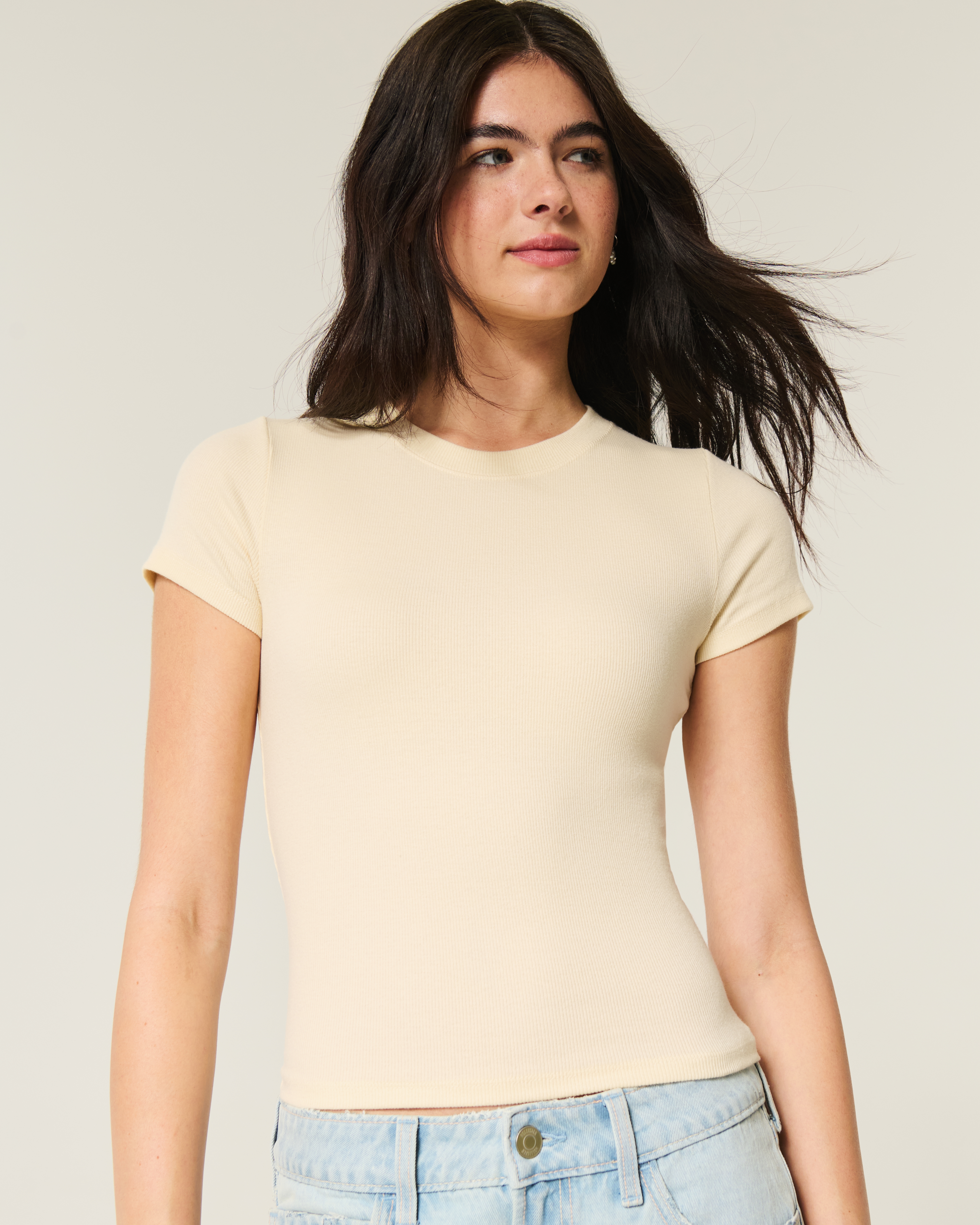 Женские футболки Hollister Crew Baby Tee — фото 2