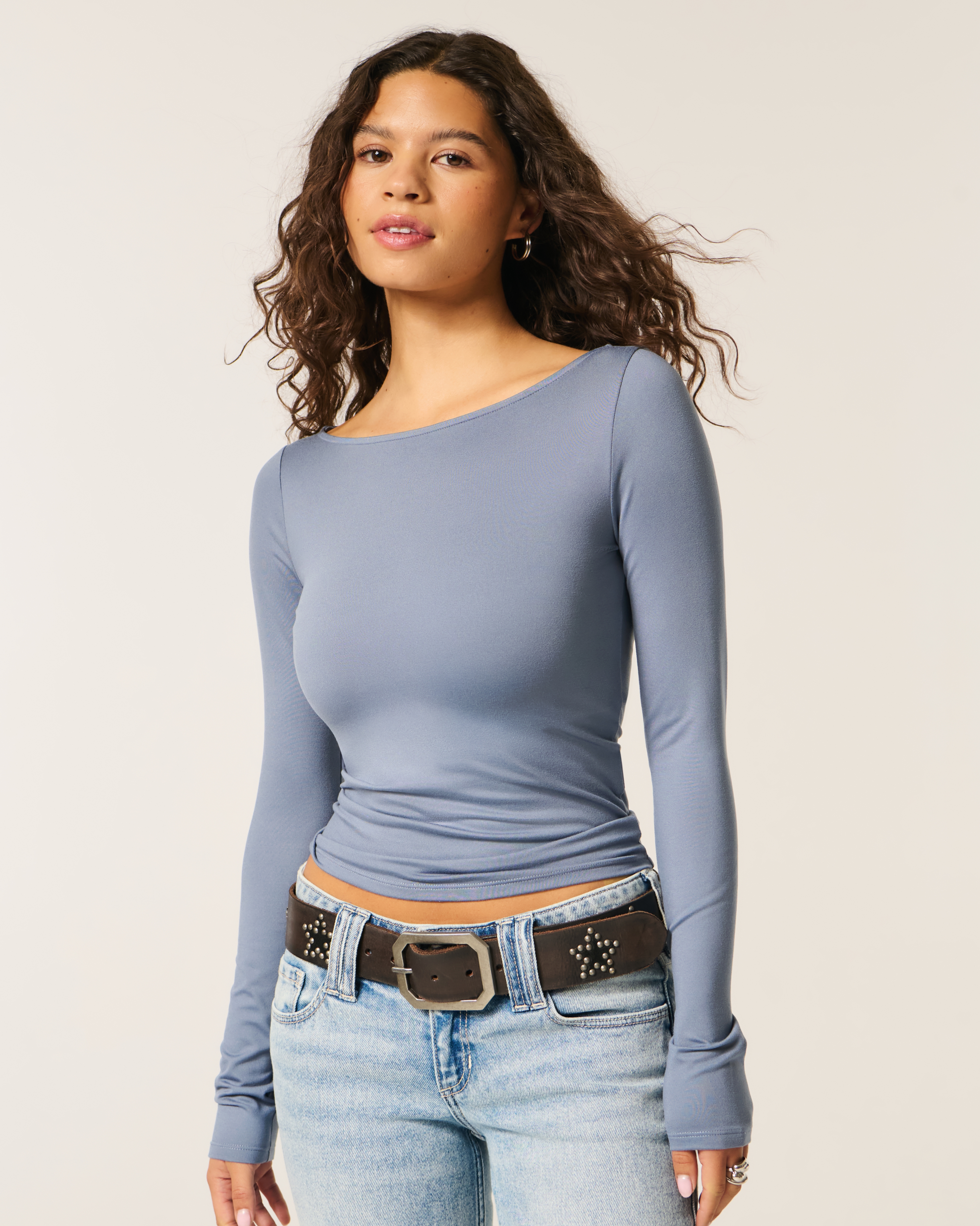 Женские топы Hollister Long-Sleeve Soft Seamless Fabric Slash-Neck Top — фото 2