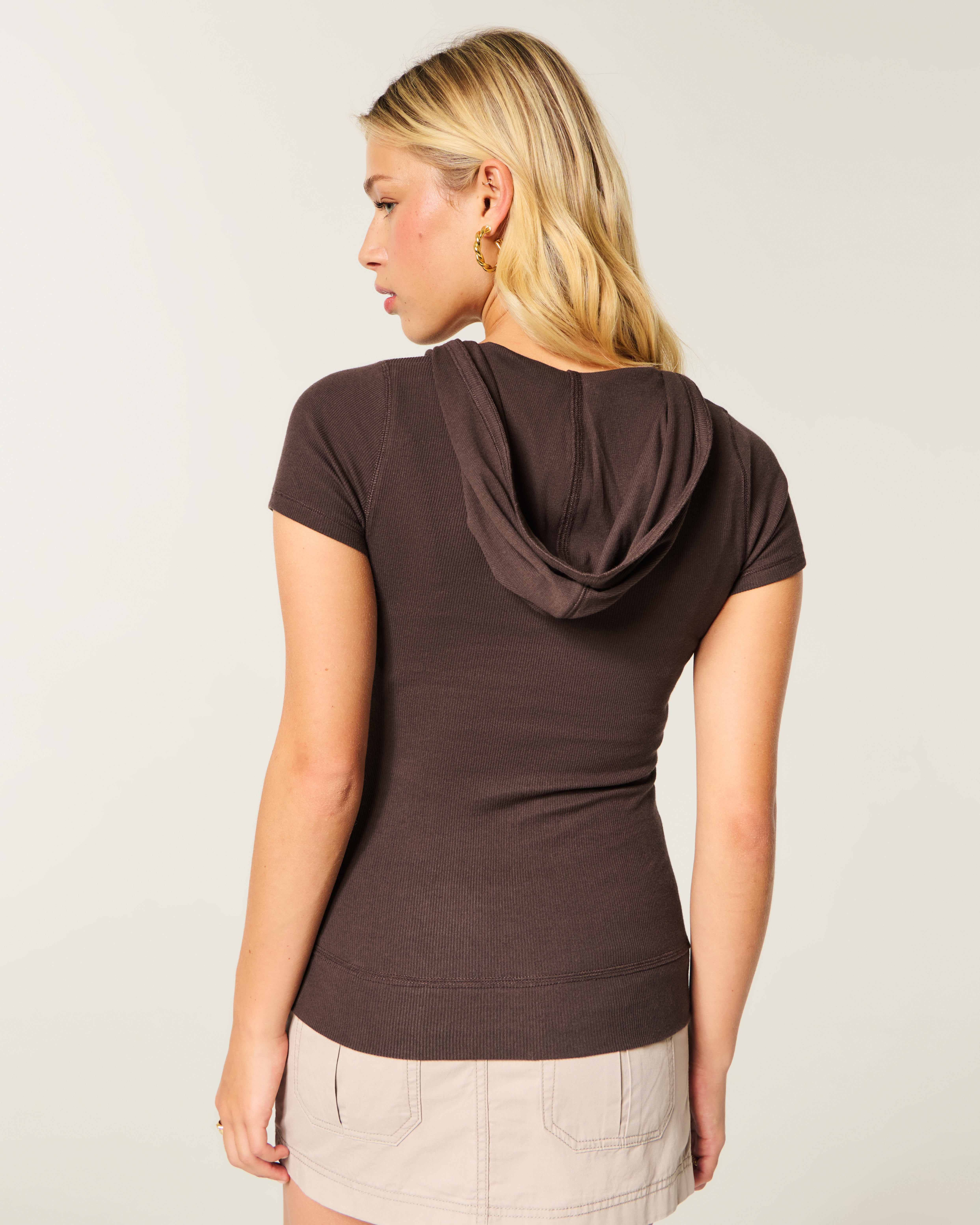 Женские брюки Hollister Short-Sleeve Hooded Henley — фото 3