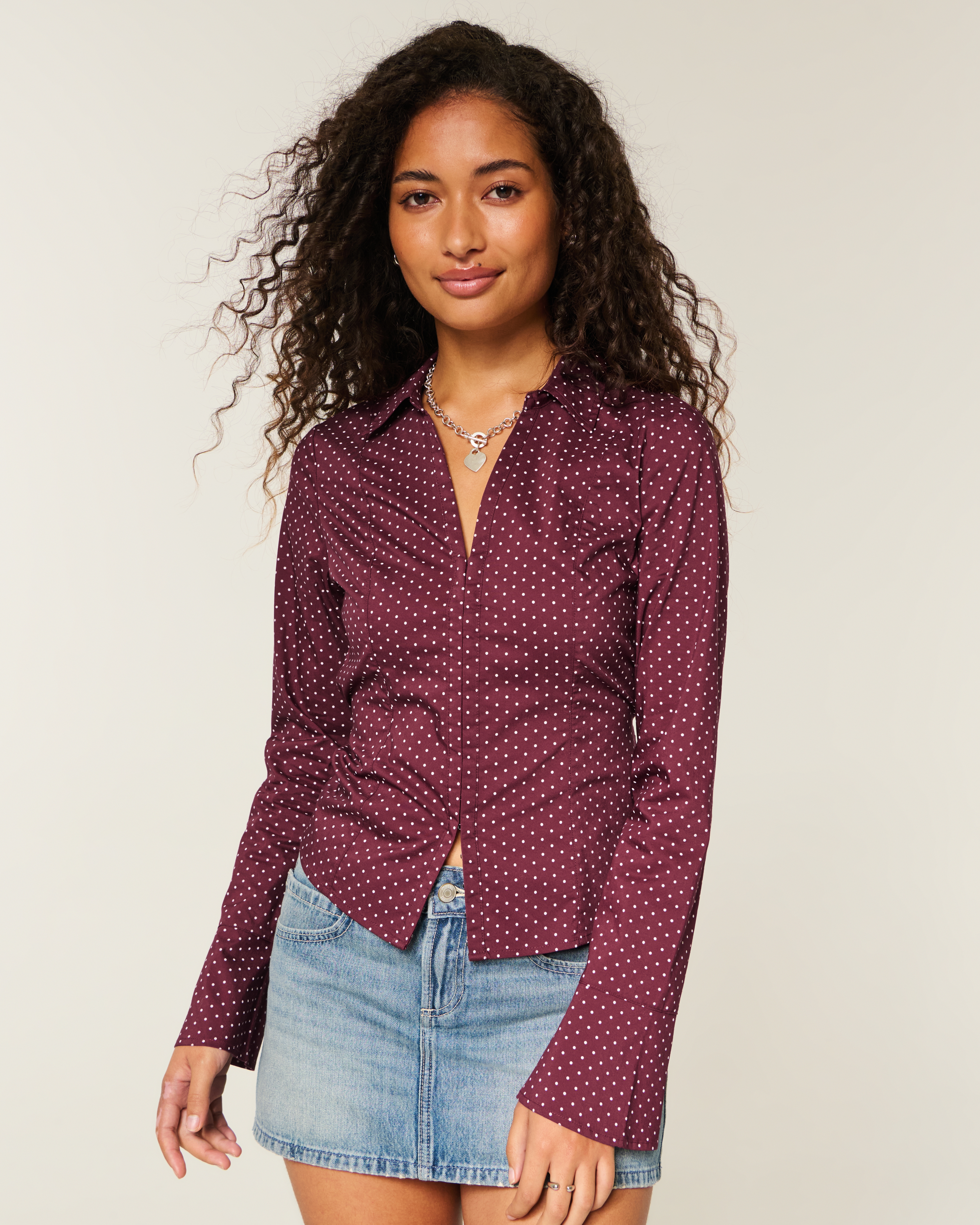 Женская рубашка Hollister Ciara Bell Sleeve, цвет: Шелковичный — фото 2