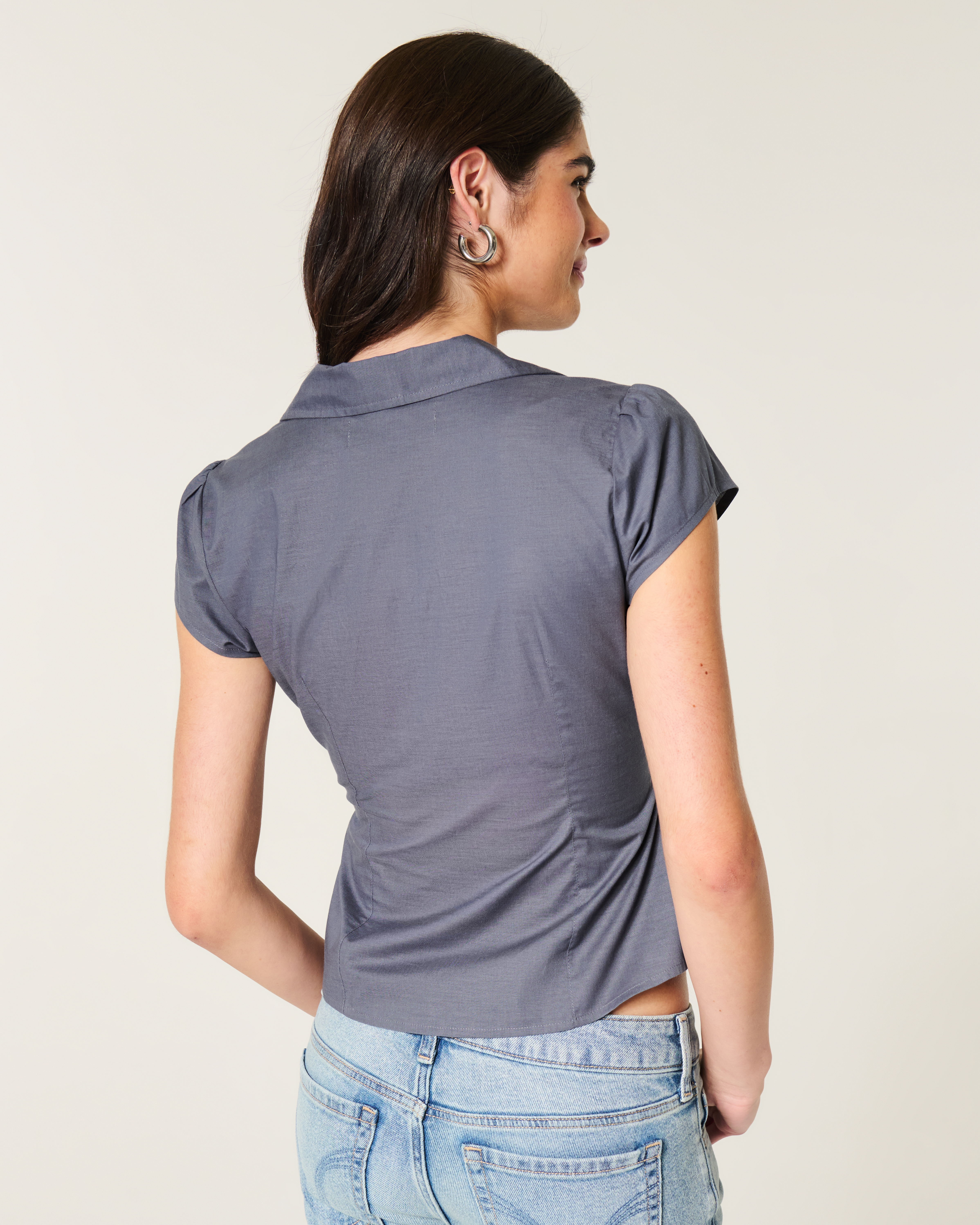 Женские рубашки Hollister Short-Sleeve Bow Belt Shirt — фото 3