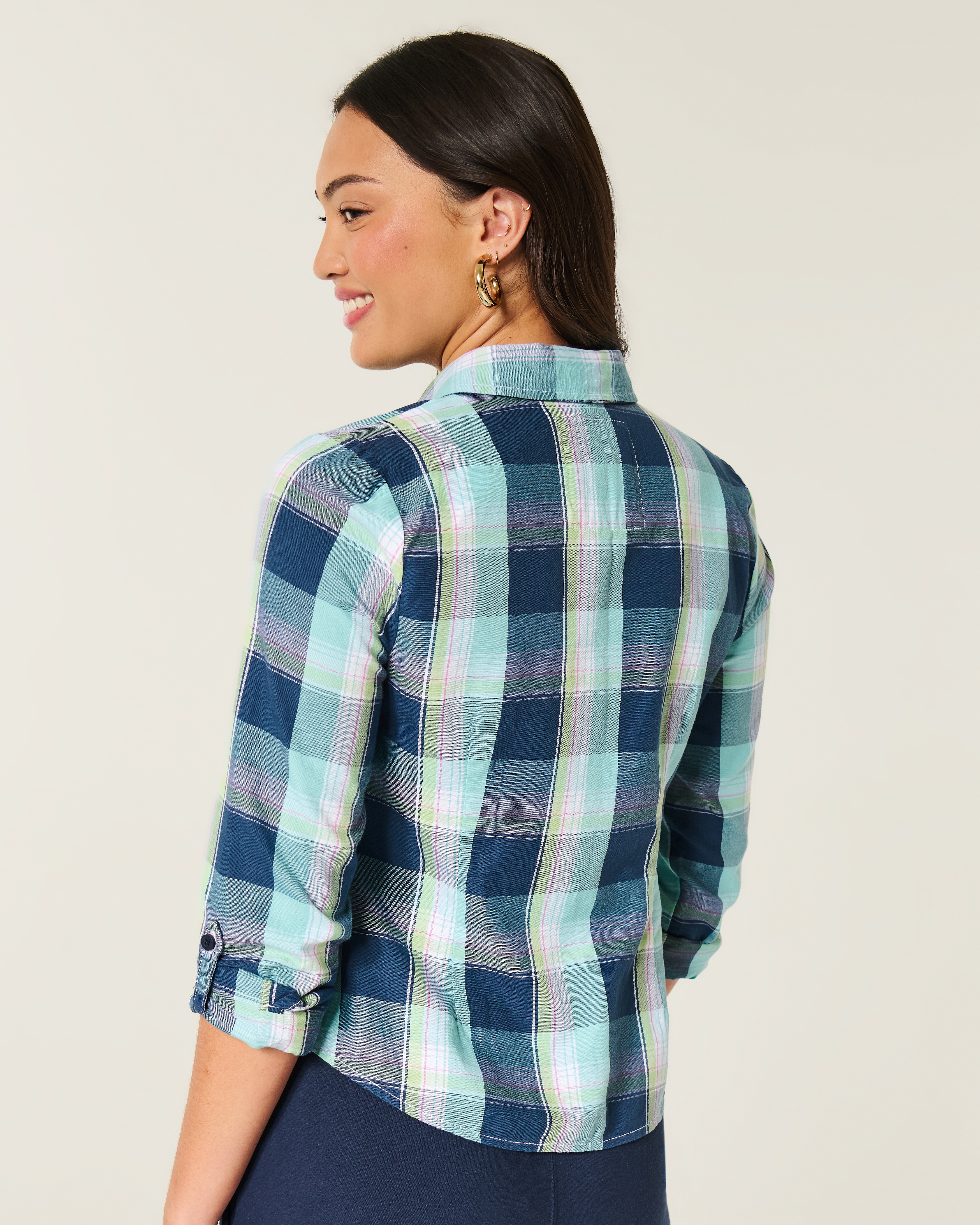 Женские рубашки Hollister Plaid Button Front Shirt — фото 3