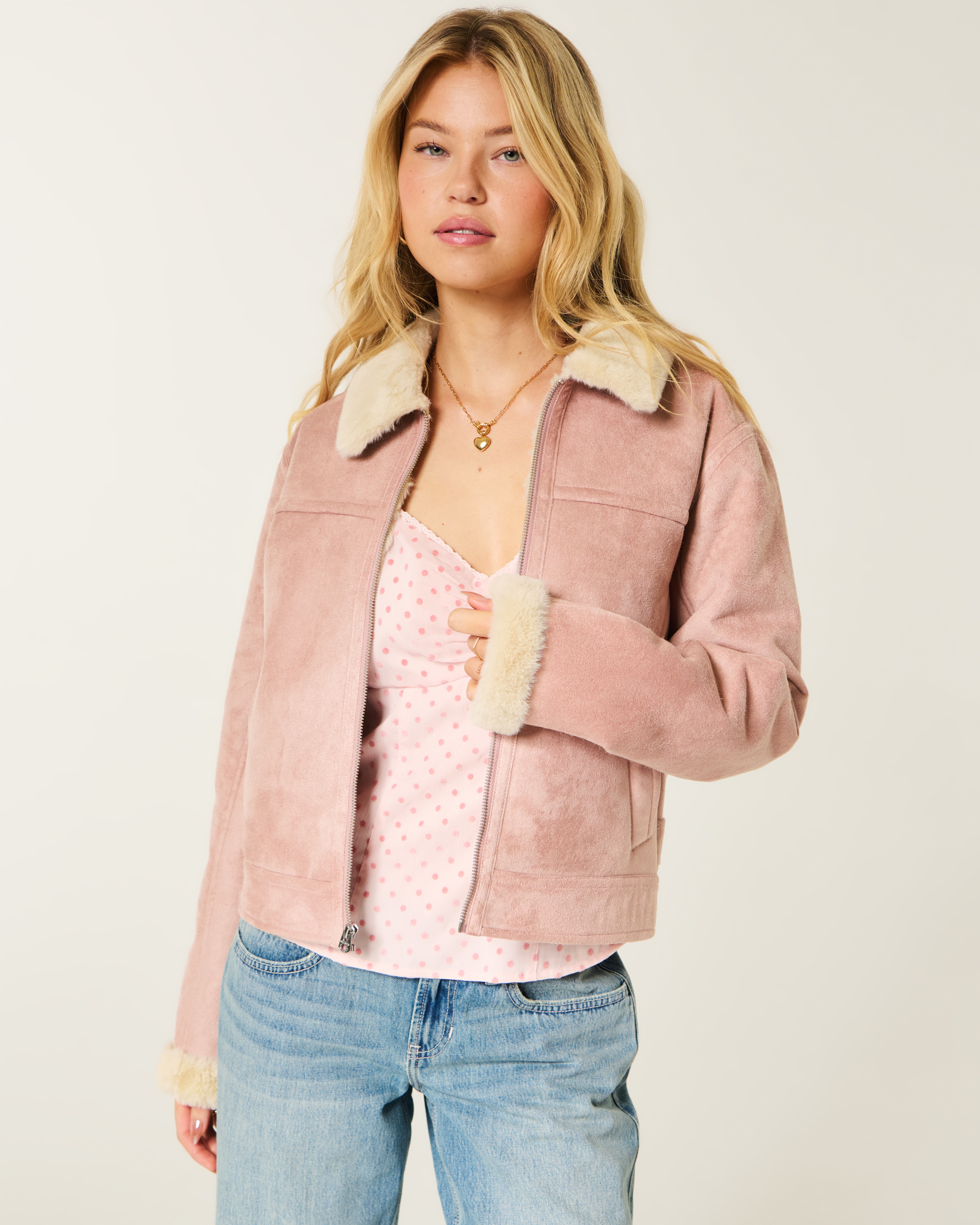 Женская куртка Hollister Faux Shearling, цвет: Светлый розовый — фото 2