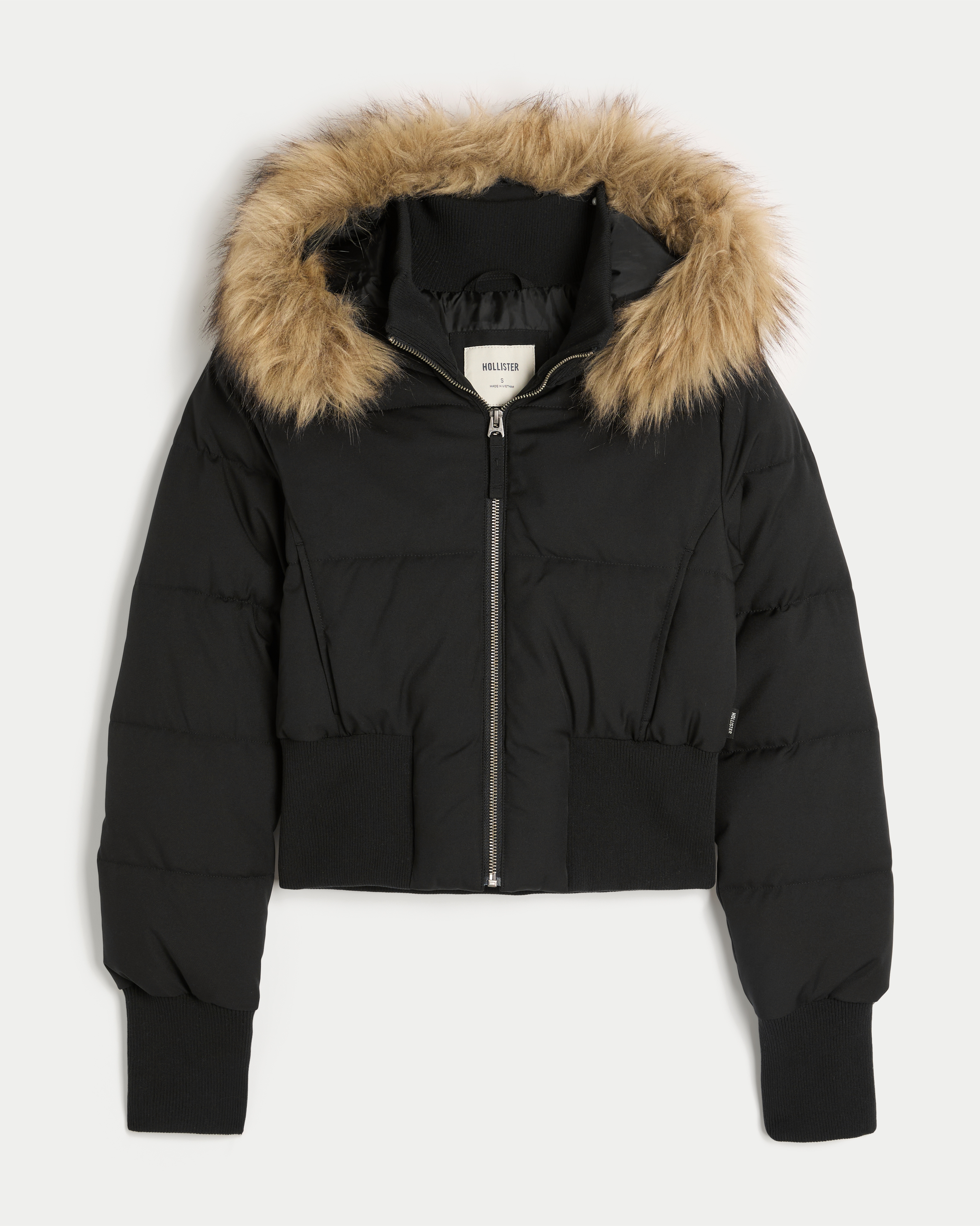 Женская куртка Hollister Peyton Puffer, цвет: Чёрный