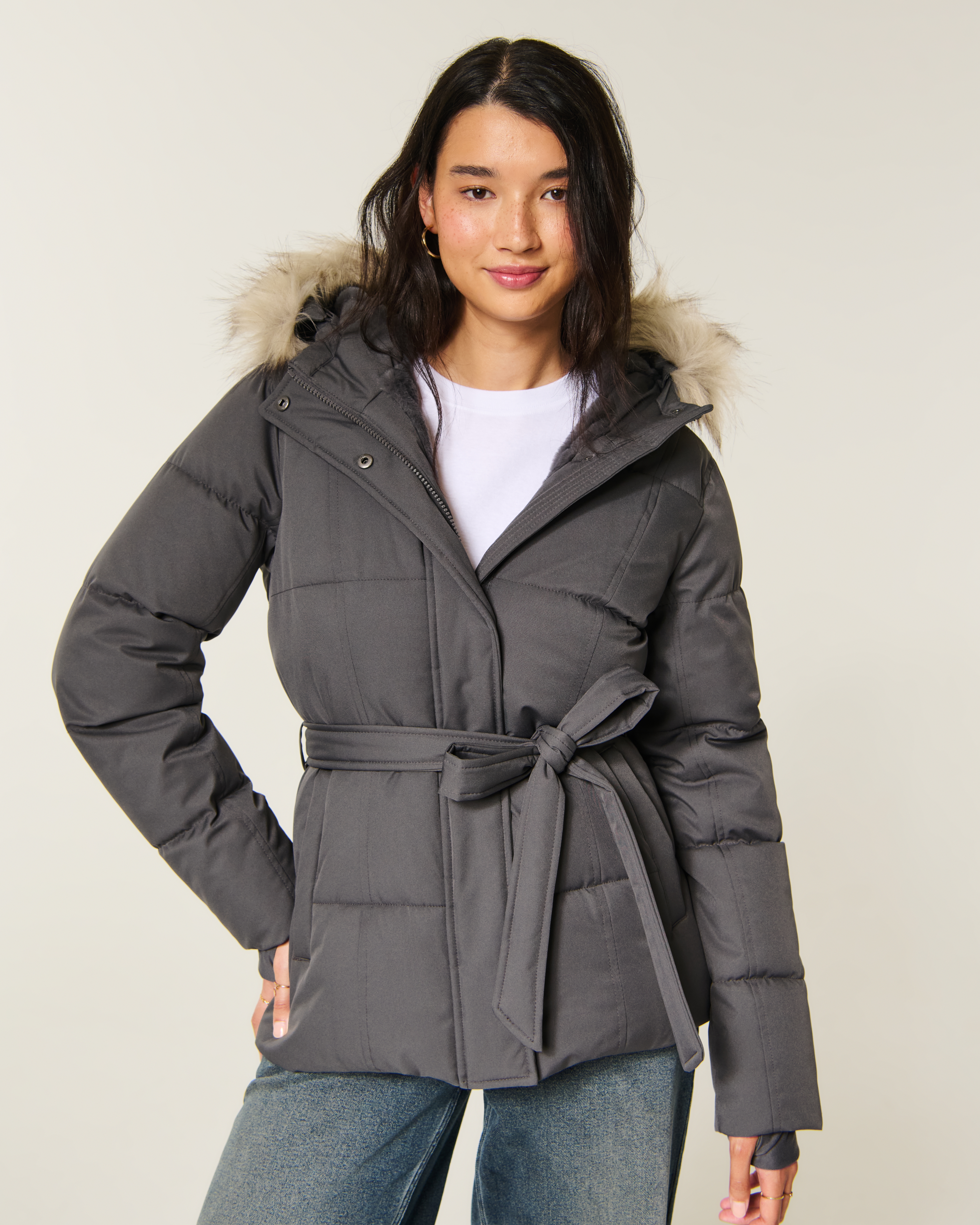 Женская куртка Hollister Feel Good Longline Puffer, цвет: Тёмный серый — фото 2