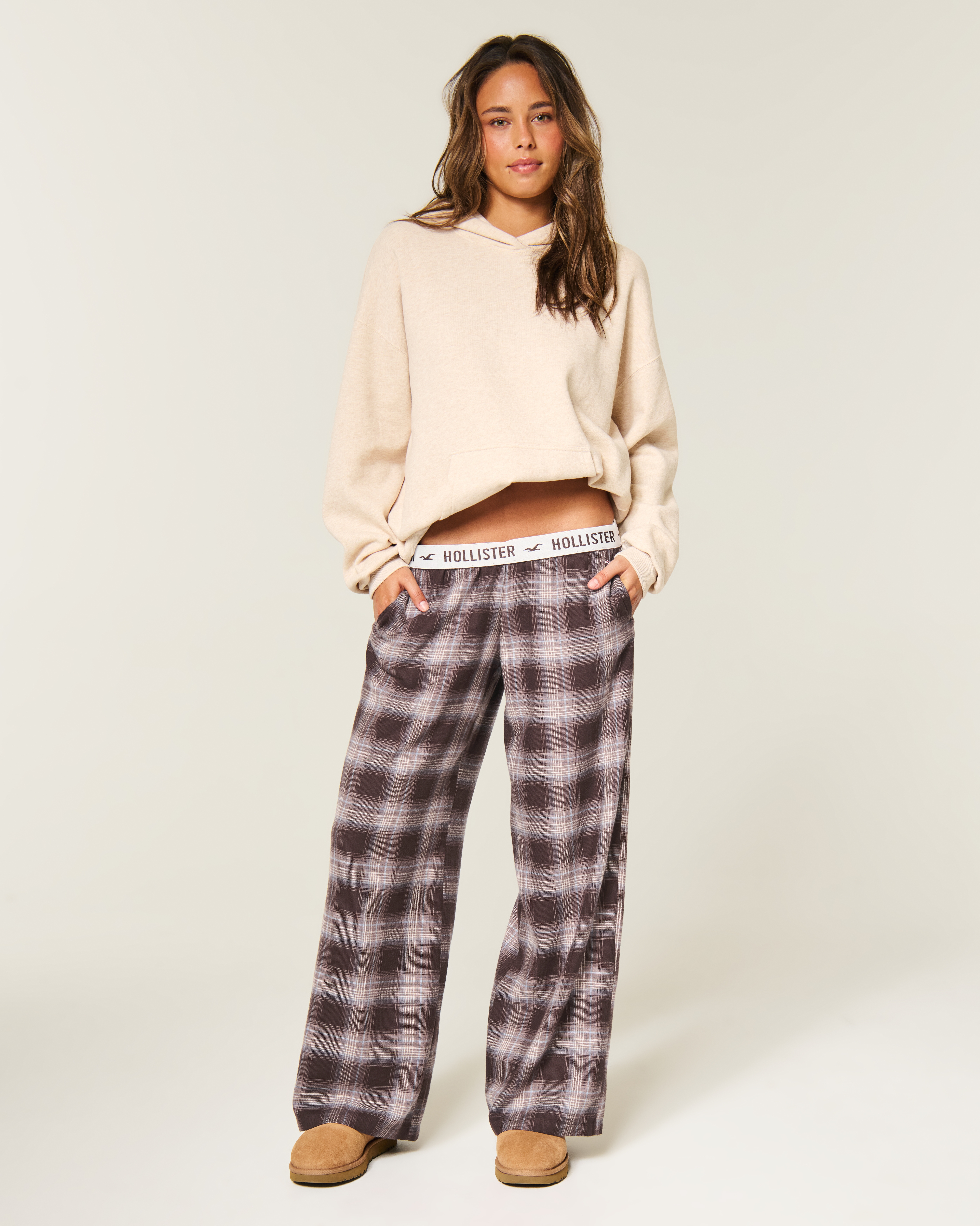 Женские брюки Hollister Flannel Foldover Waist Baggy Pants — фото 2