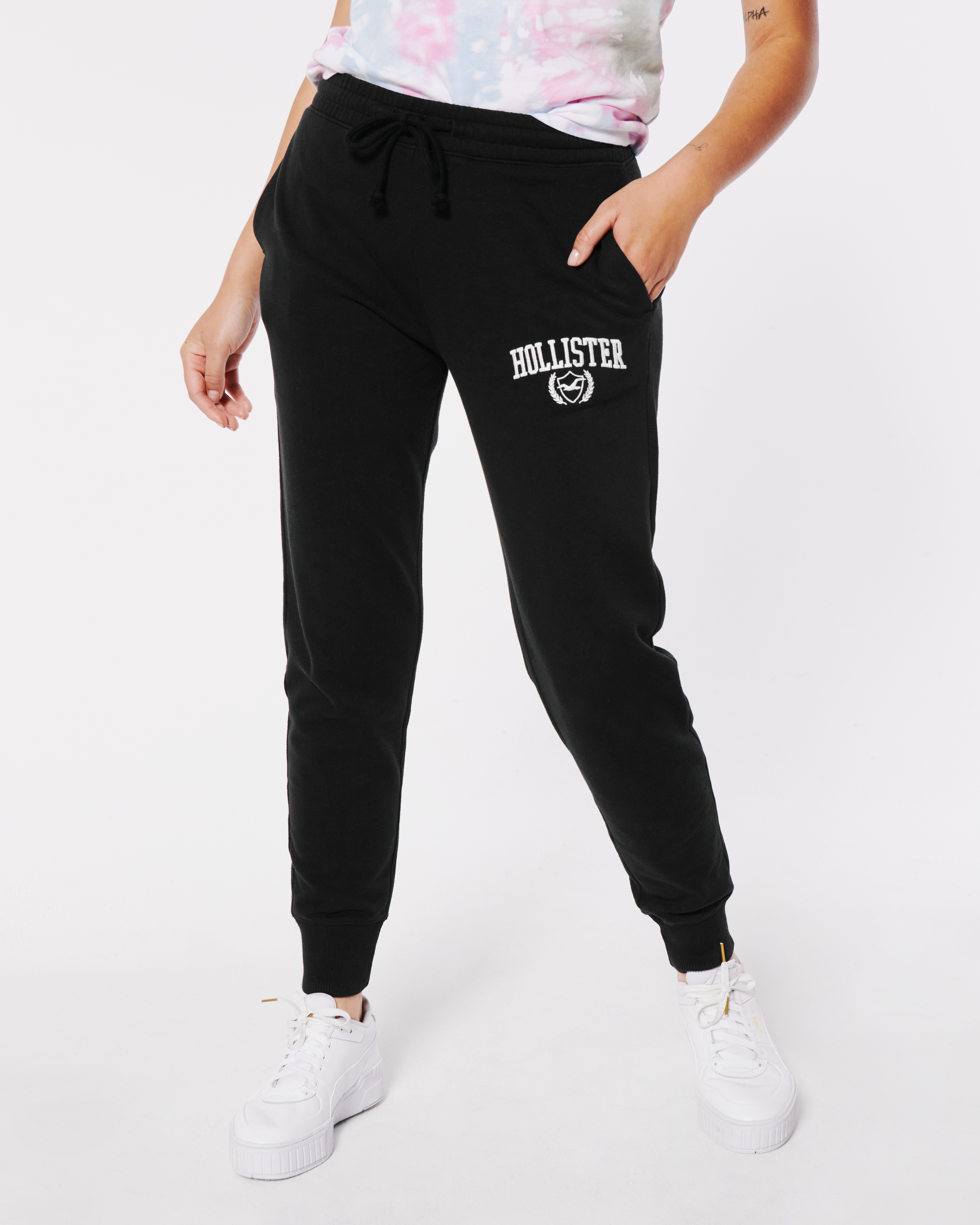 hollister joggers women