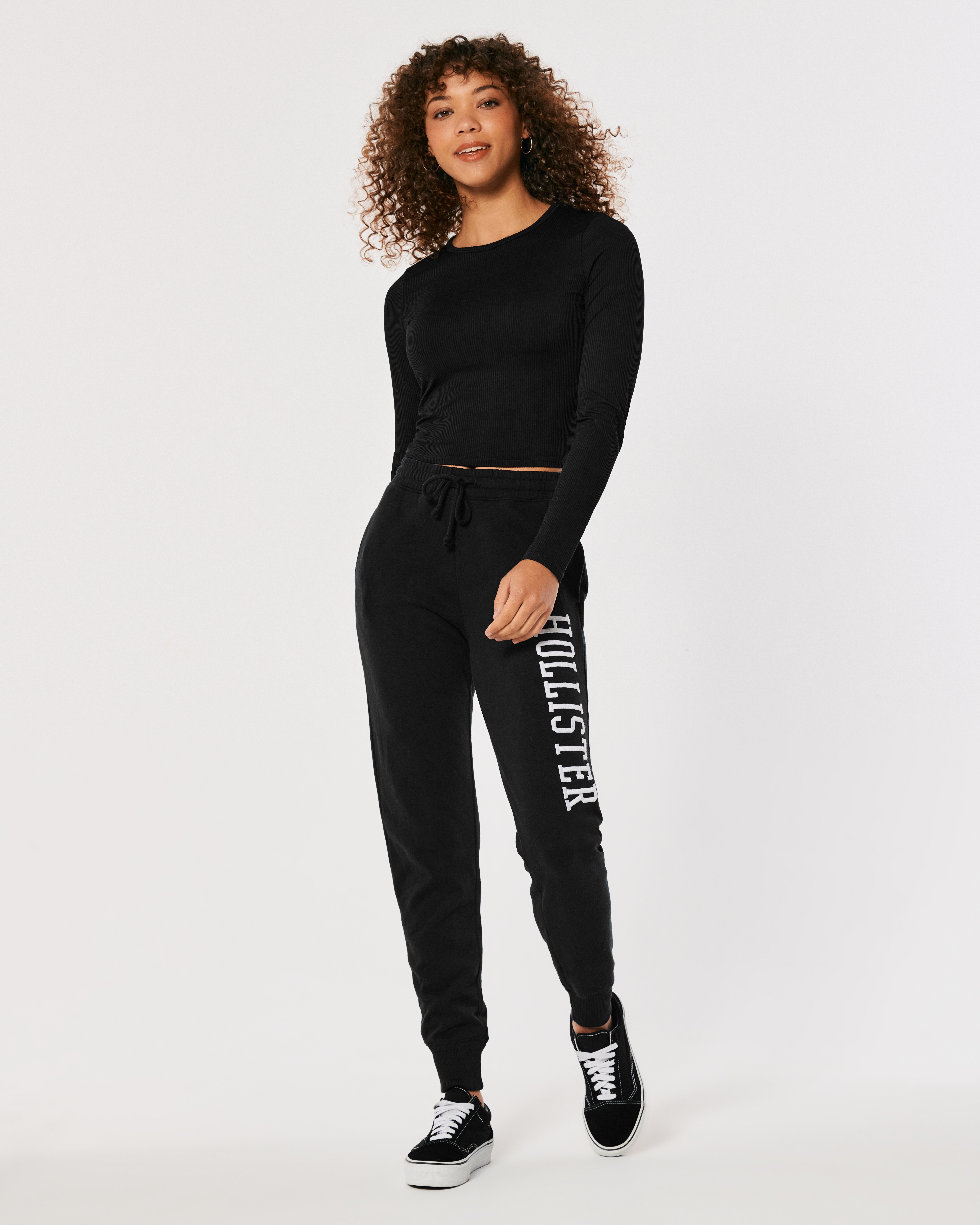 hollister joggers women