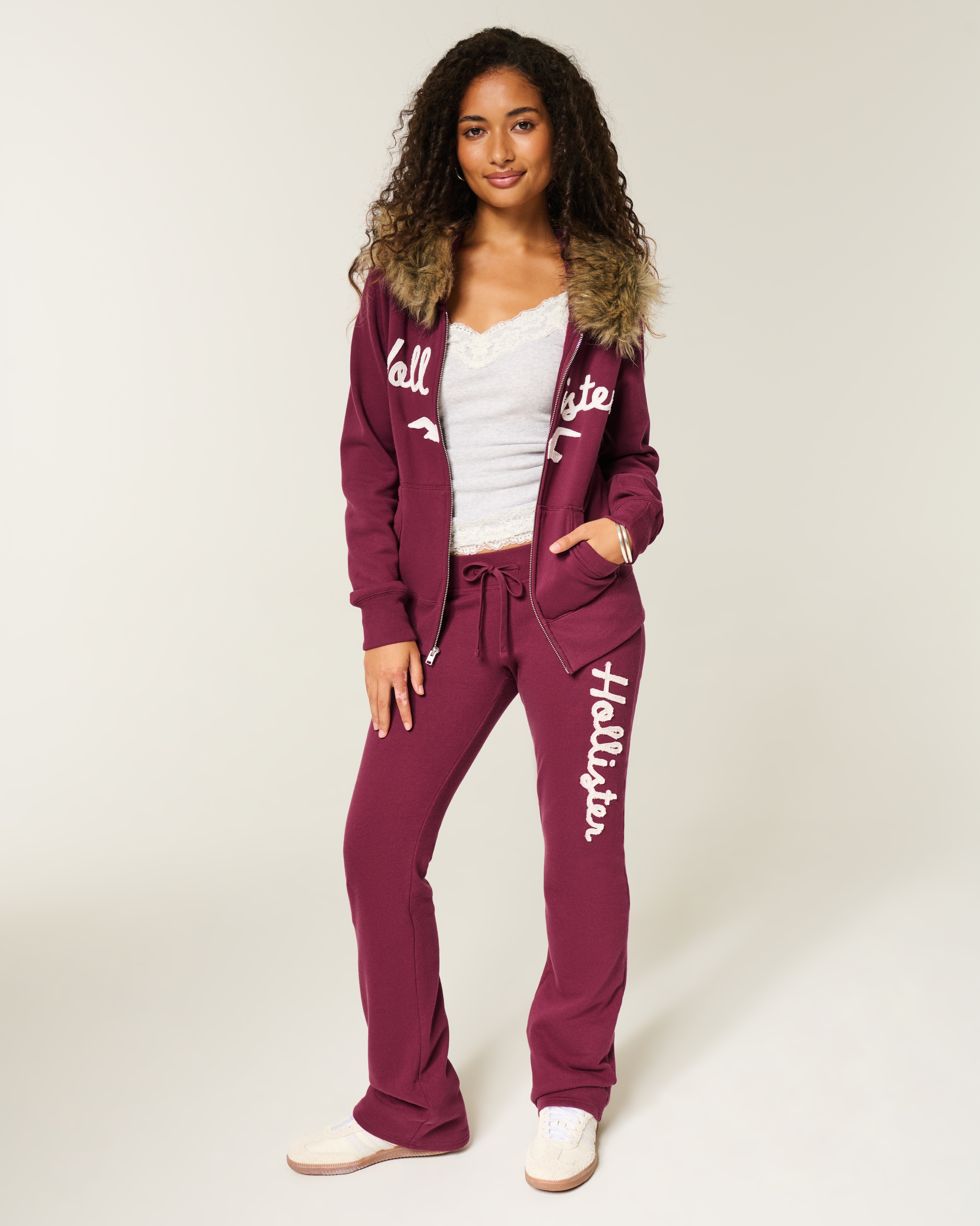Женские ботинки Hollister Logo Graphic Boot Sweatpants — фото 3