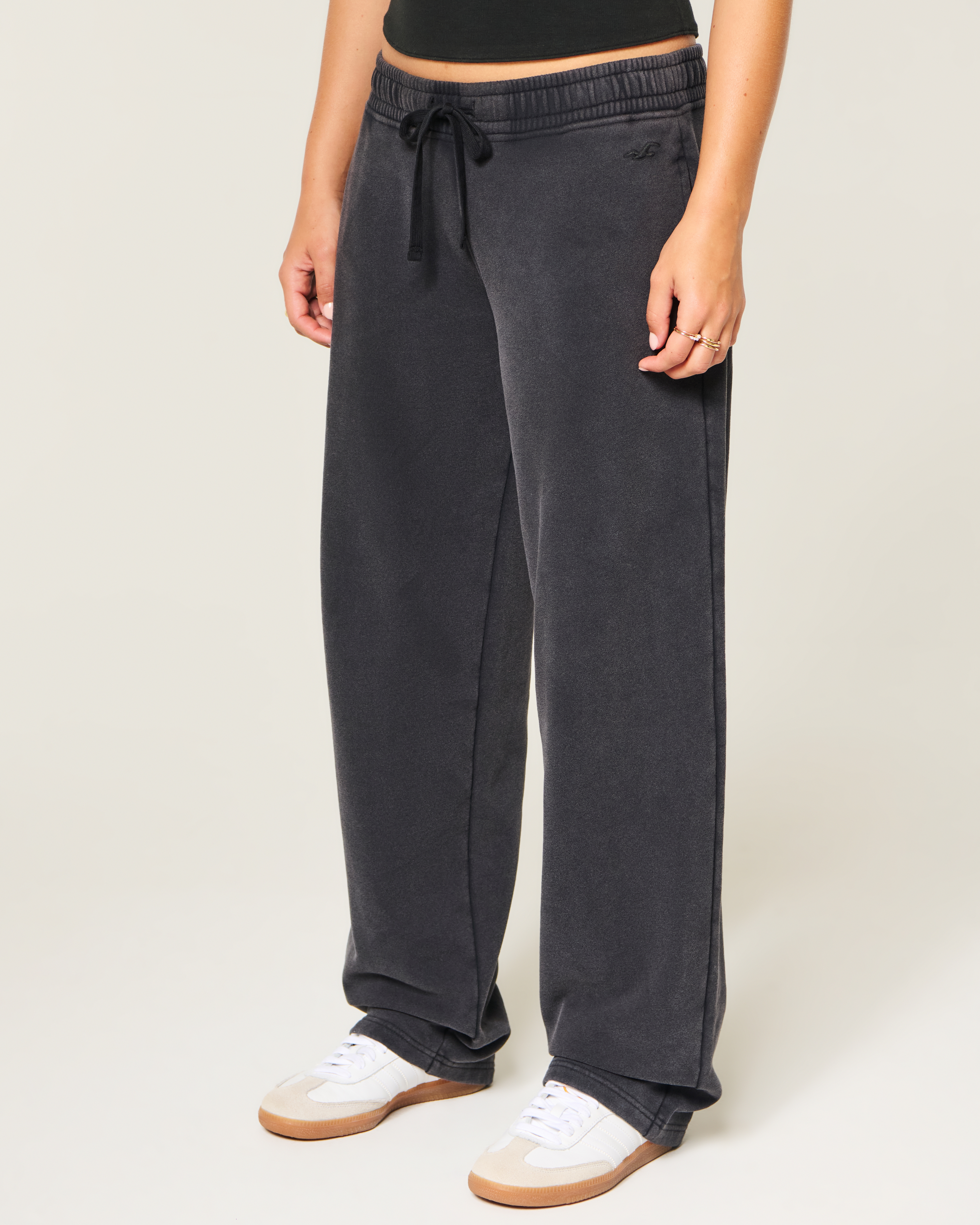 Женские брюки Hollister Feel Good Low-Rise Tapered Baggy Sweatpants — фото 3