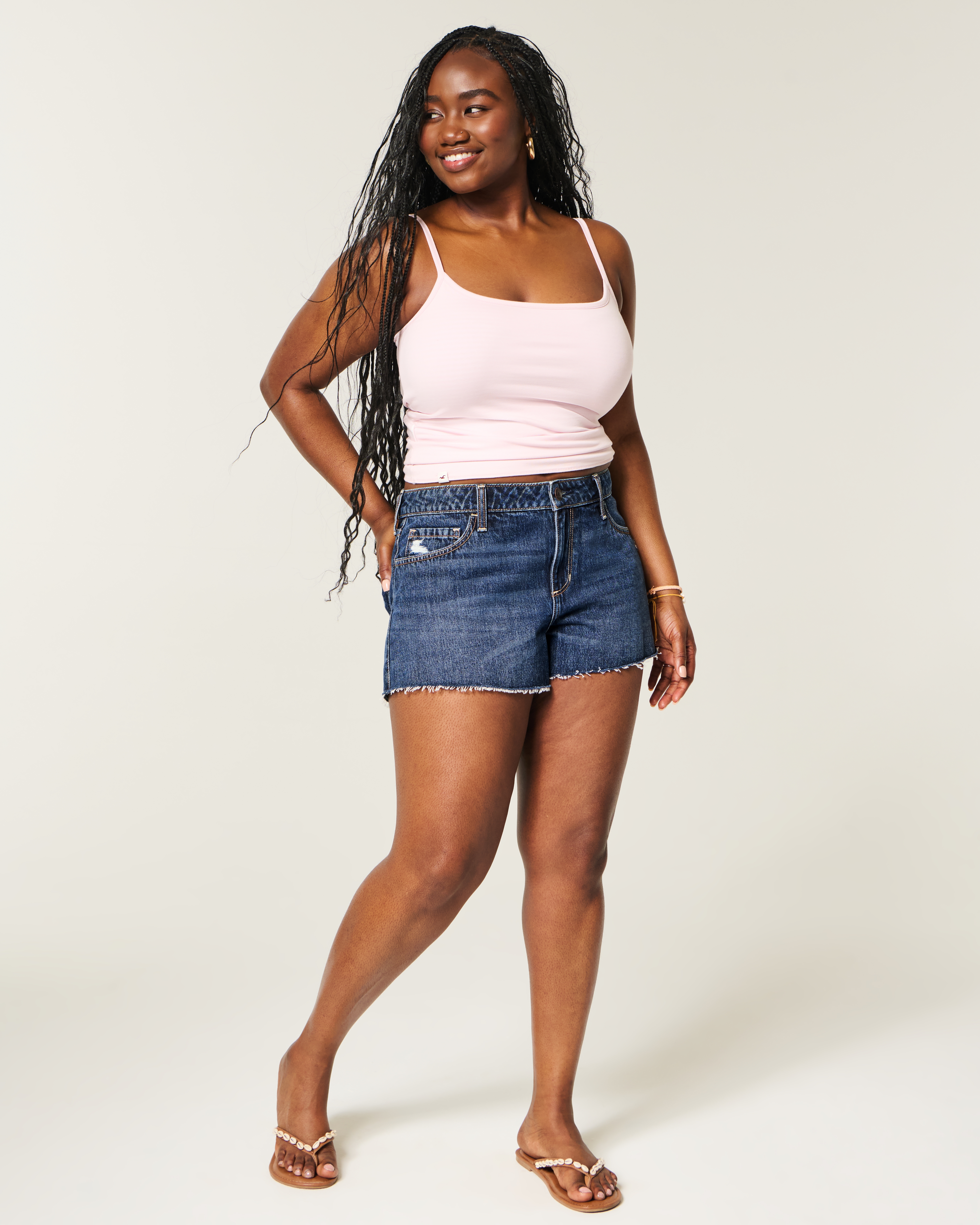 Женские шорты Hollister High-Rise Black A-Line Jean Shorts — фото 3