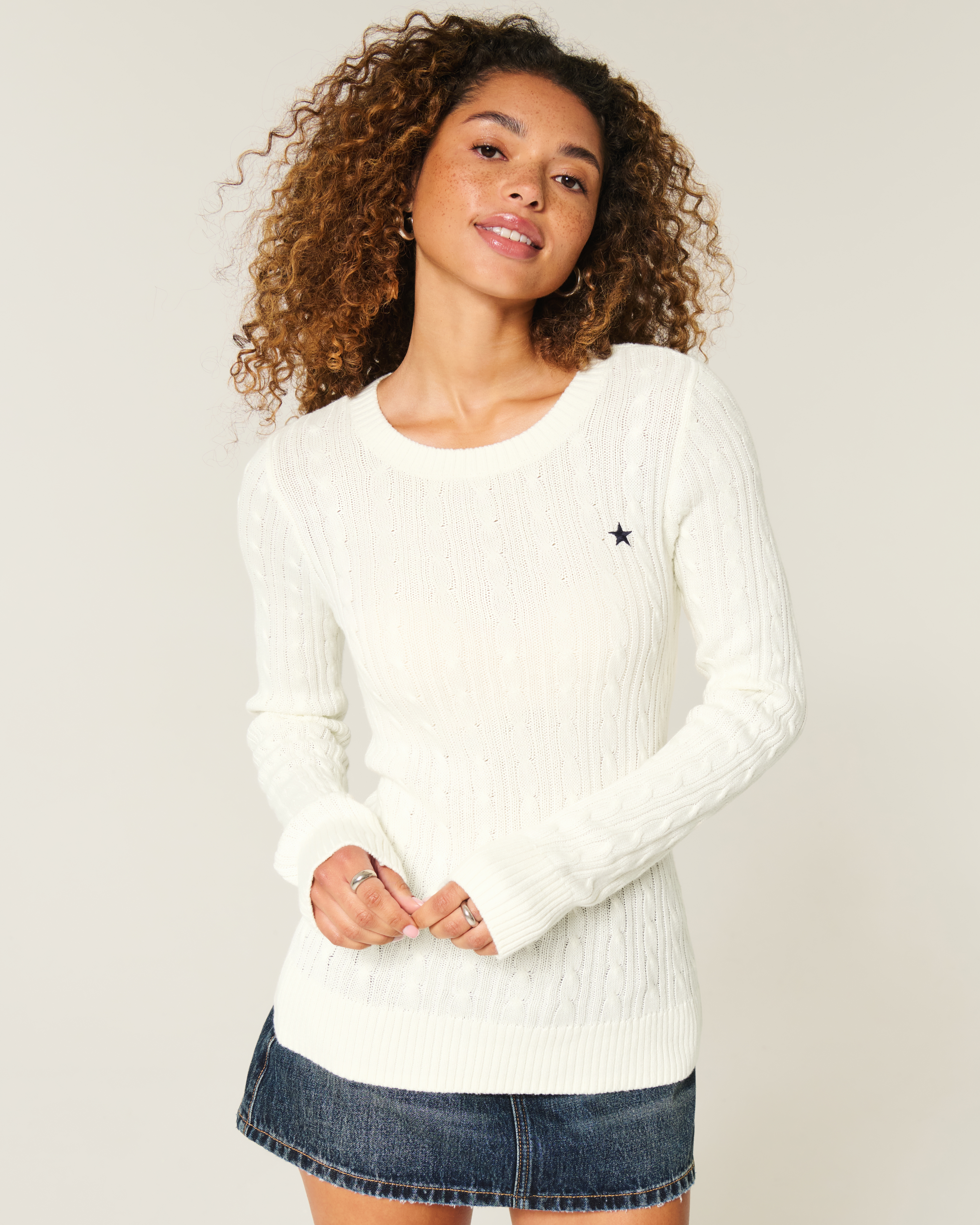 Женские свитеры Hollister Cable-Knit Star Crew Sweater — фото 2