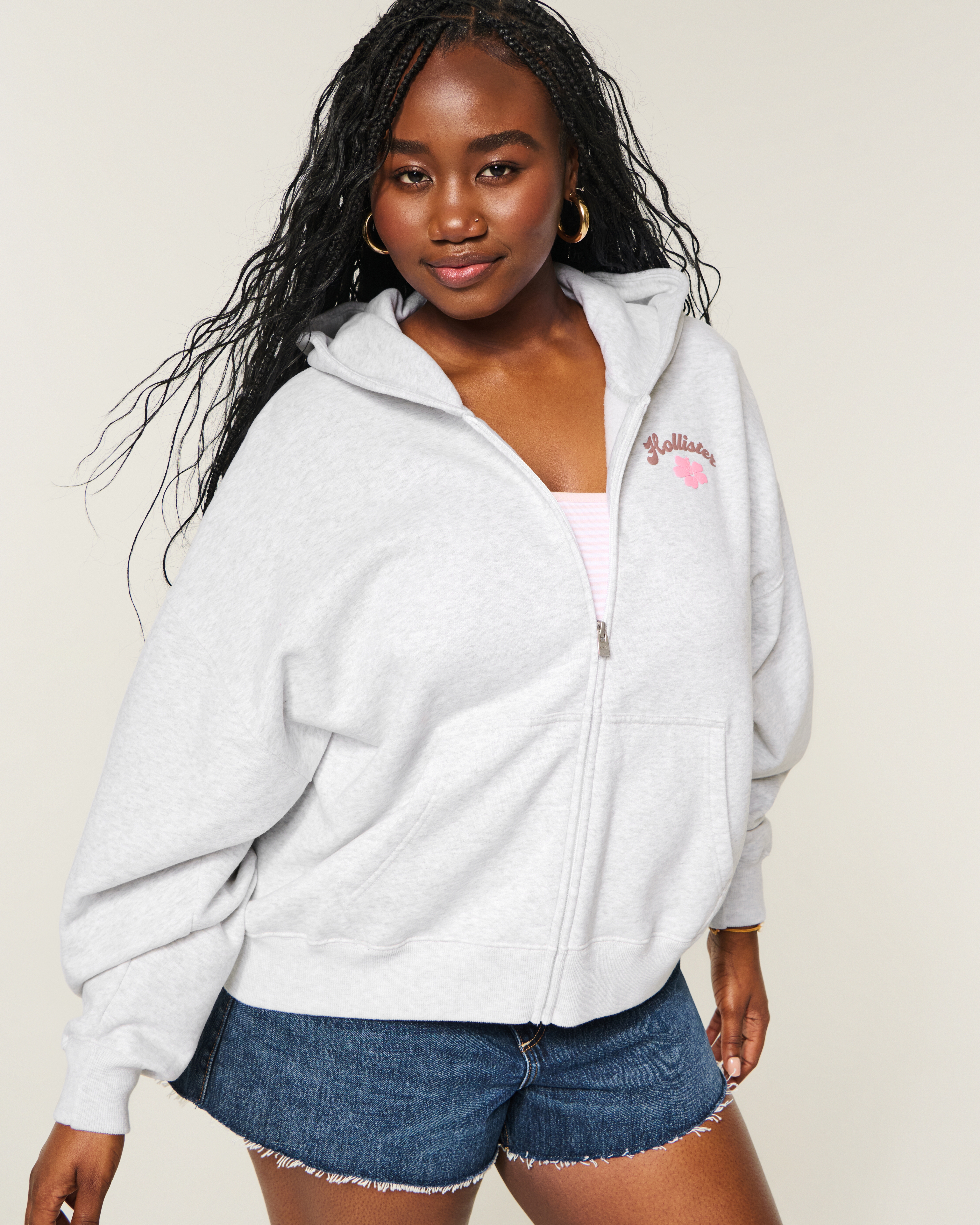 Женское худи Hollister Feel Good Easy Zip-Up Logo Graphic, цвет: Светлый меланжевый серый — фото 2