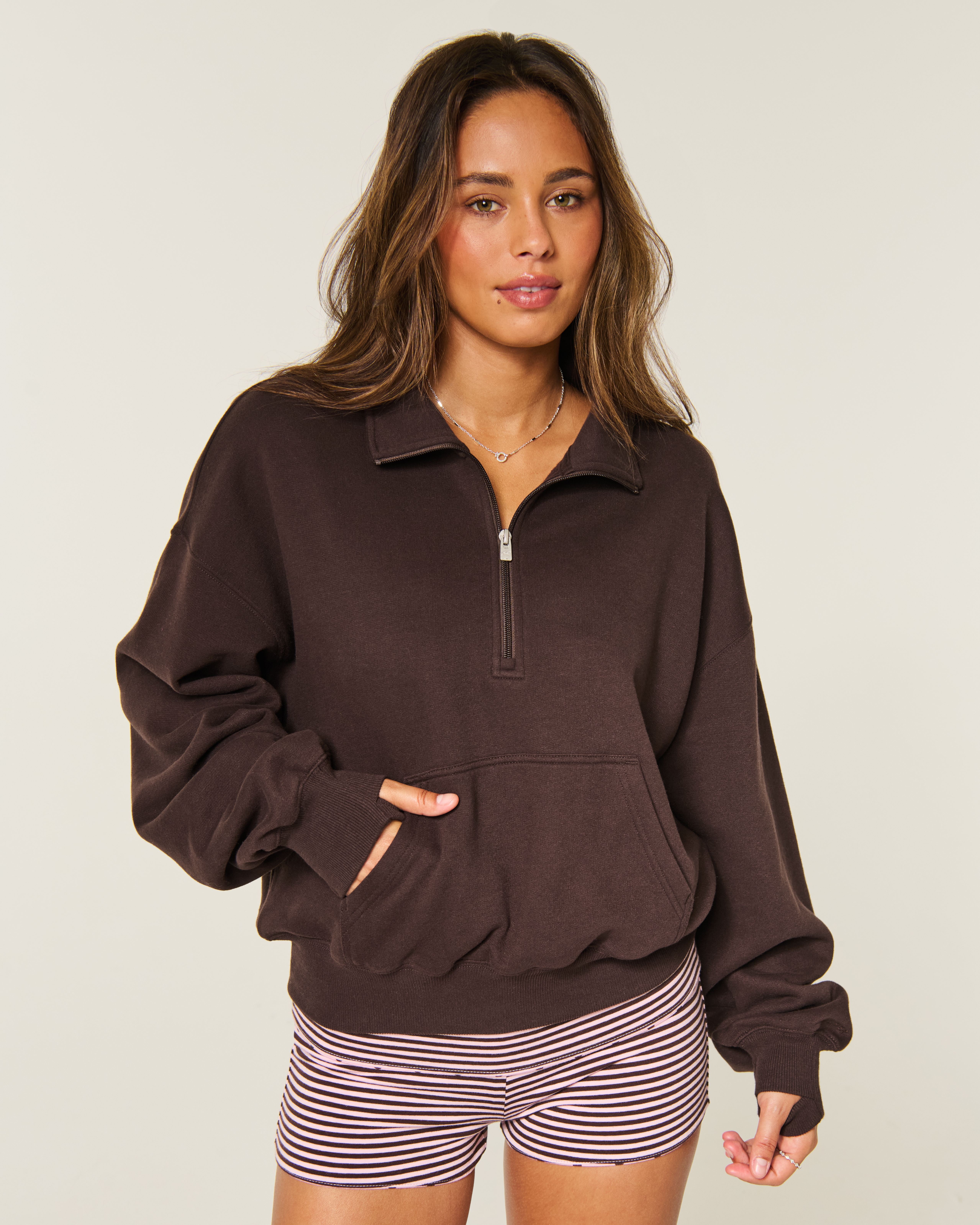 Женские худи Hollister Feel Good Striped Half-Zip Sweatshirt — фото 2