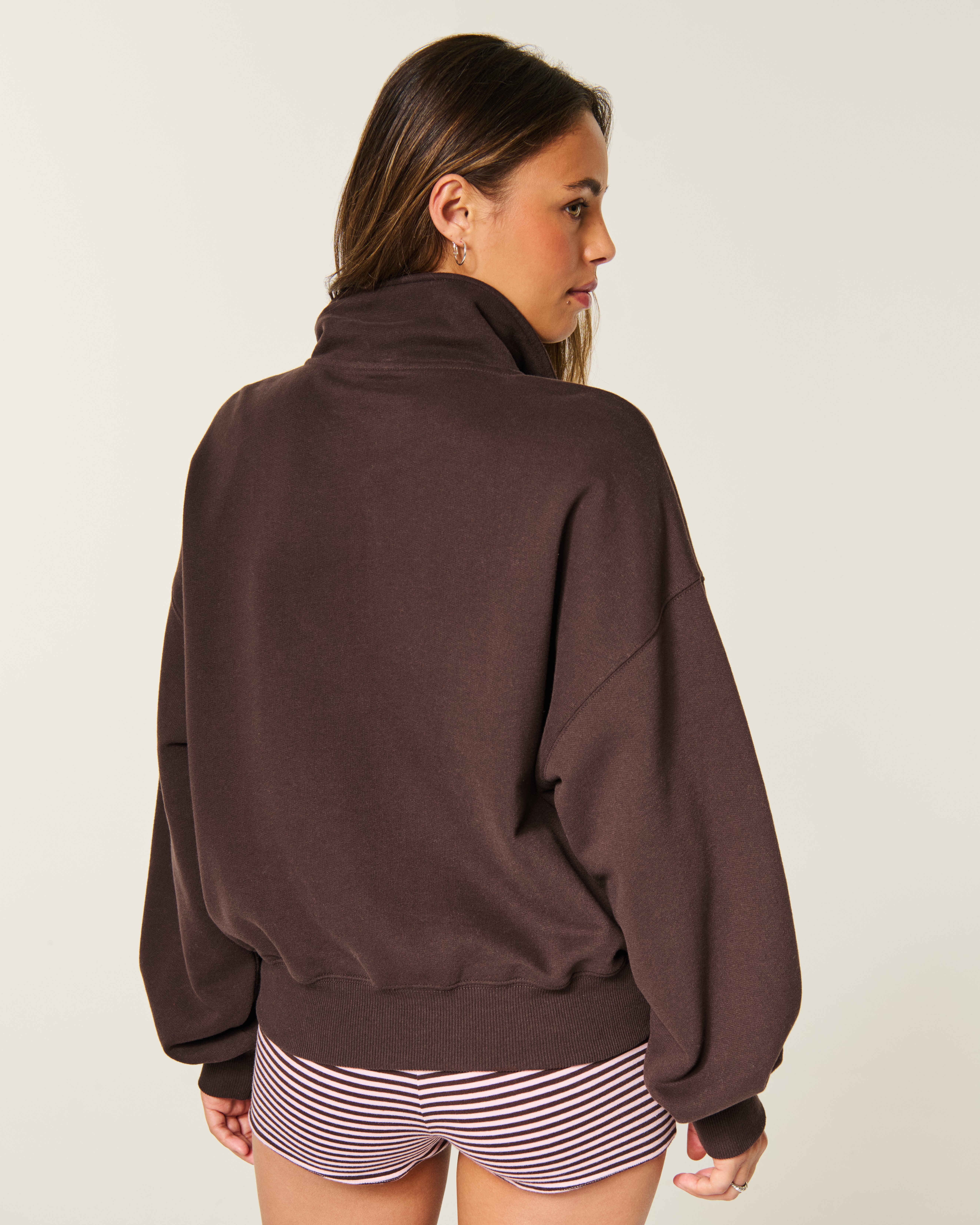 Женские худи Hollister Feel Good Striped Half-Zip Sweatshirt — фото 3