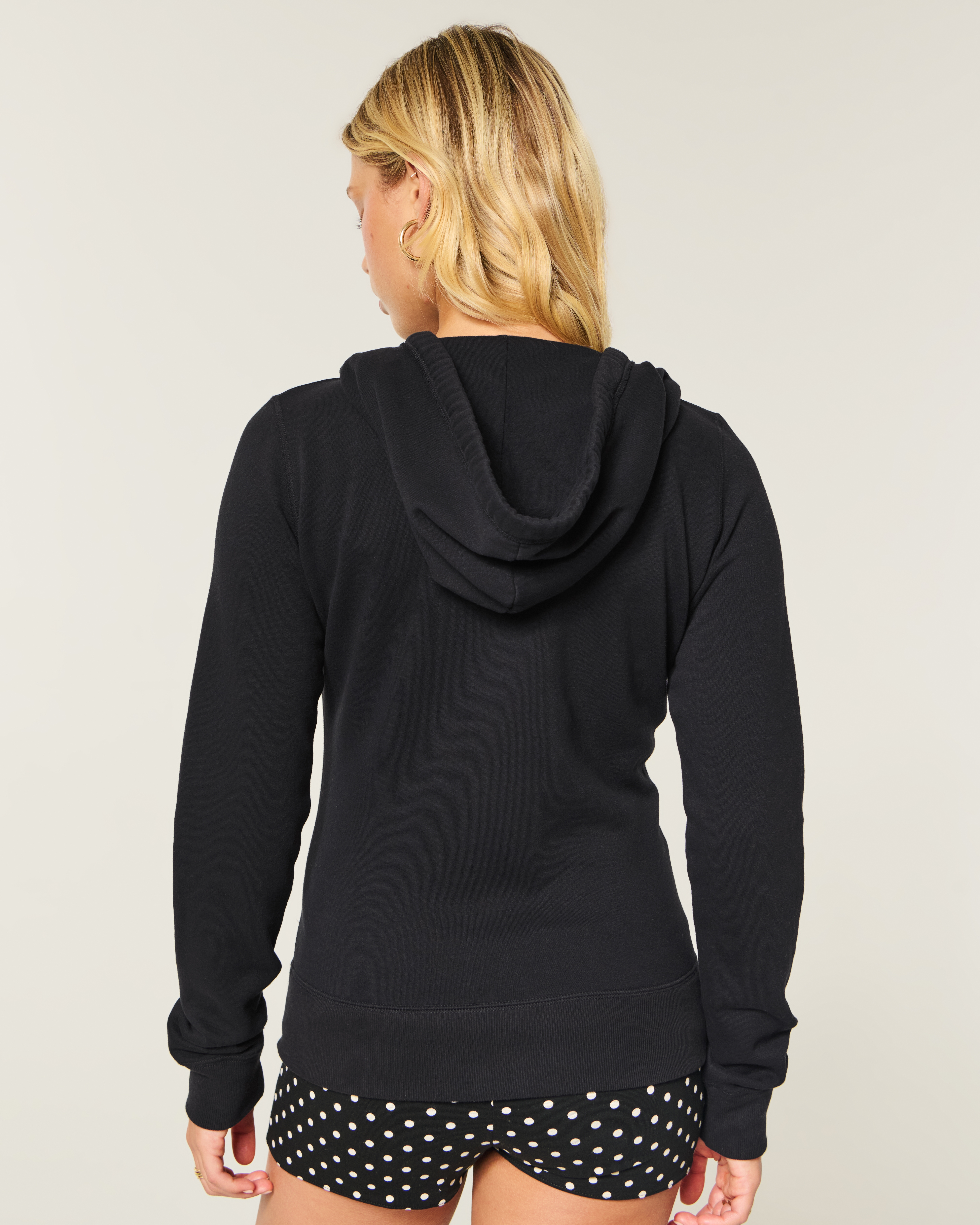 Женские худи Hollister Feel Good Leopard Print Slim Zip-Up — фото 3