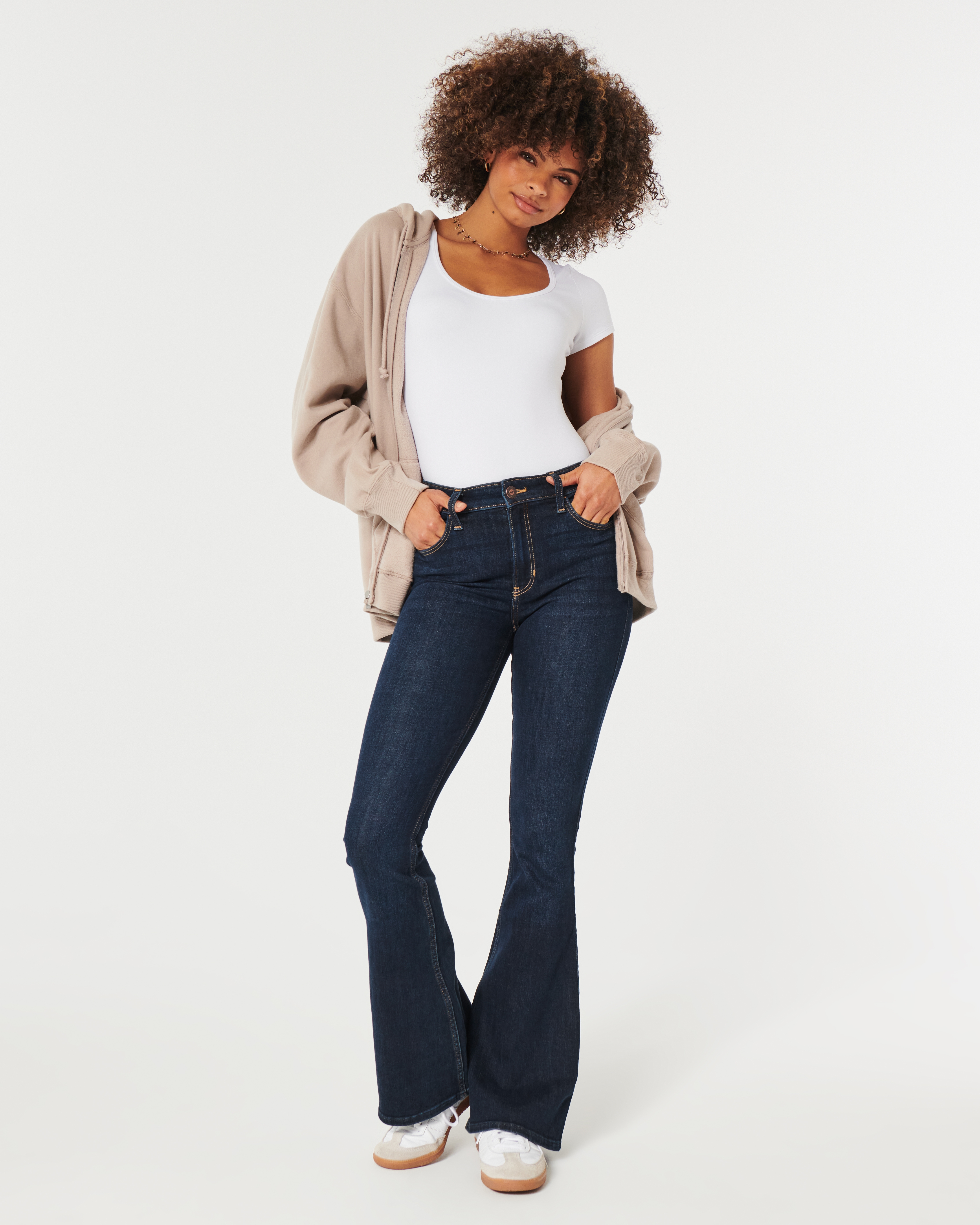 Женские джинсы Hollister High-Rise Dark Wash Flare Jeans — фото 2