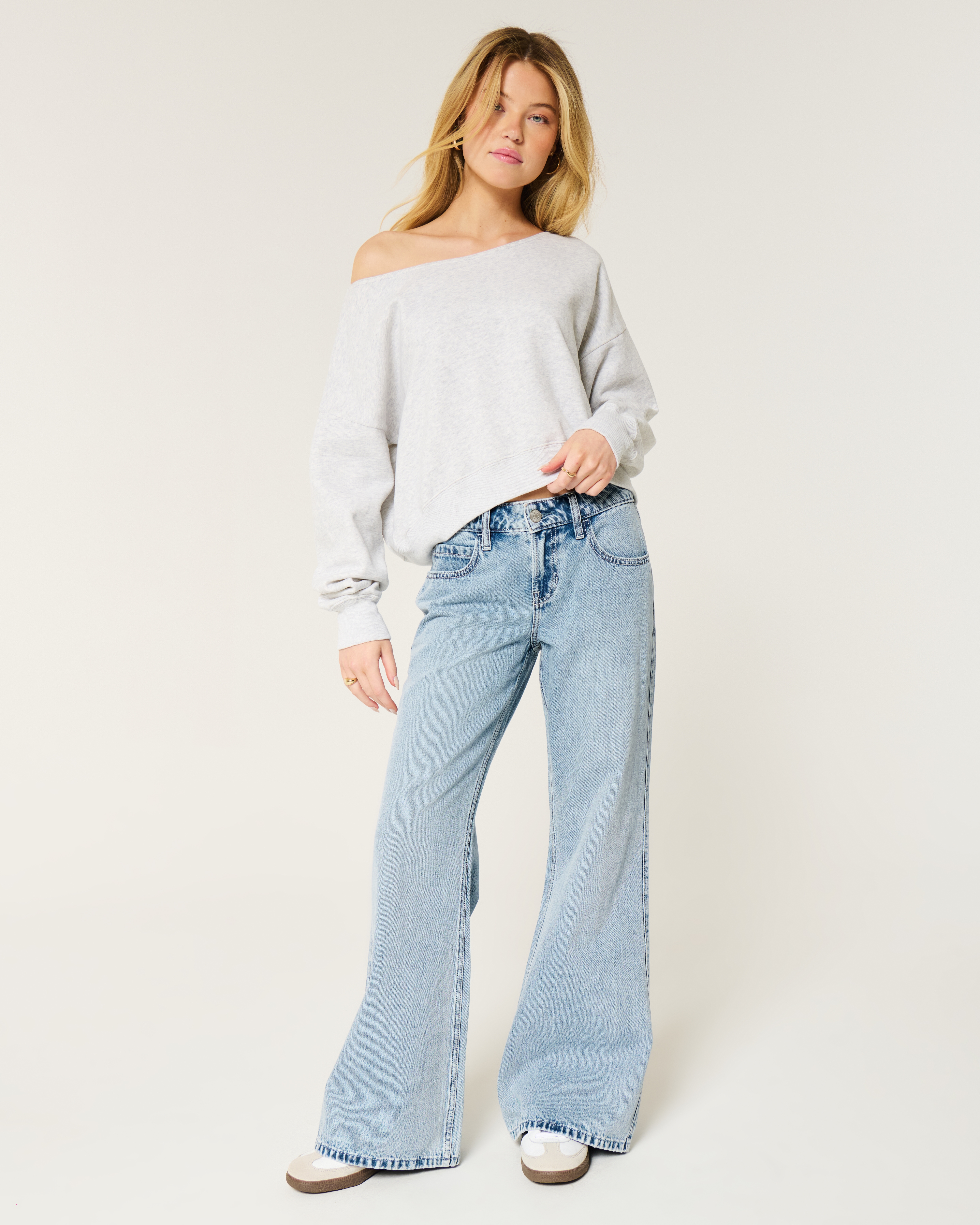 Женские джинсы Hollister Low-Rise Light Wash Baggy Flare Jeans — фото 2